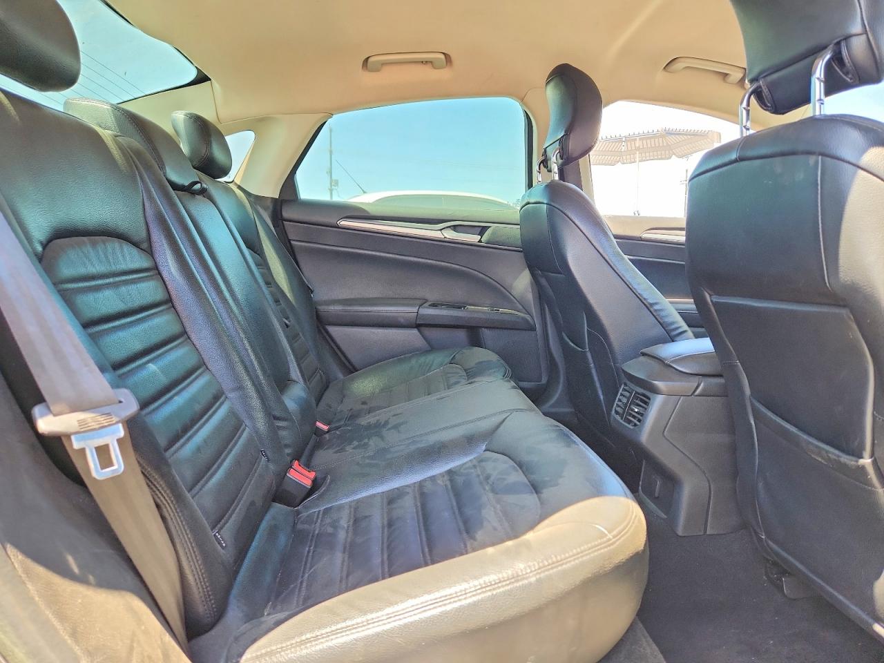 2013 Ford Fusion Se Gray vin: 3FA6P0HR2DR371276