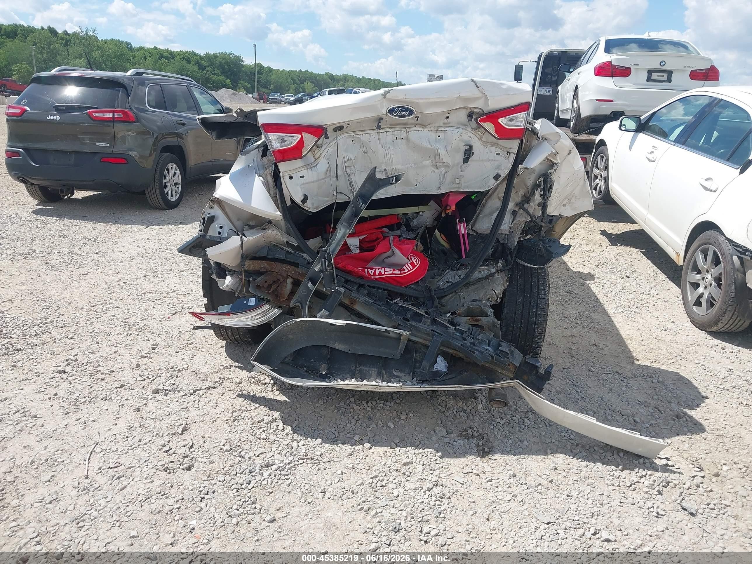 2013 Ford Fusion Se White vin: 3FA6P0HR3DR107435