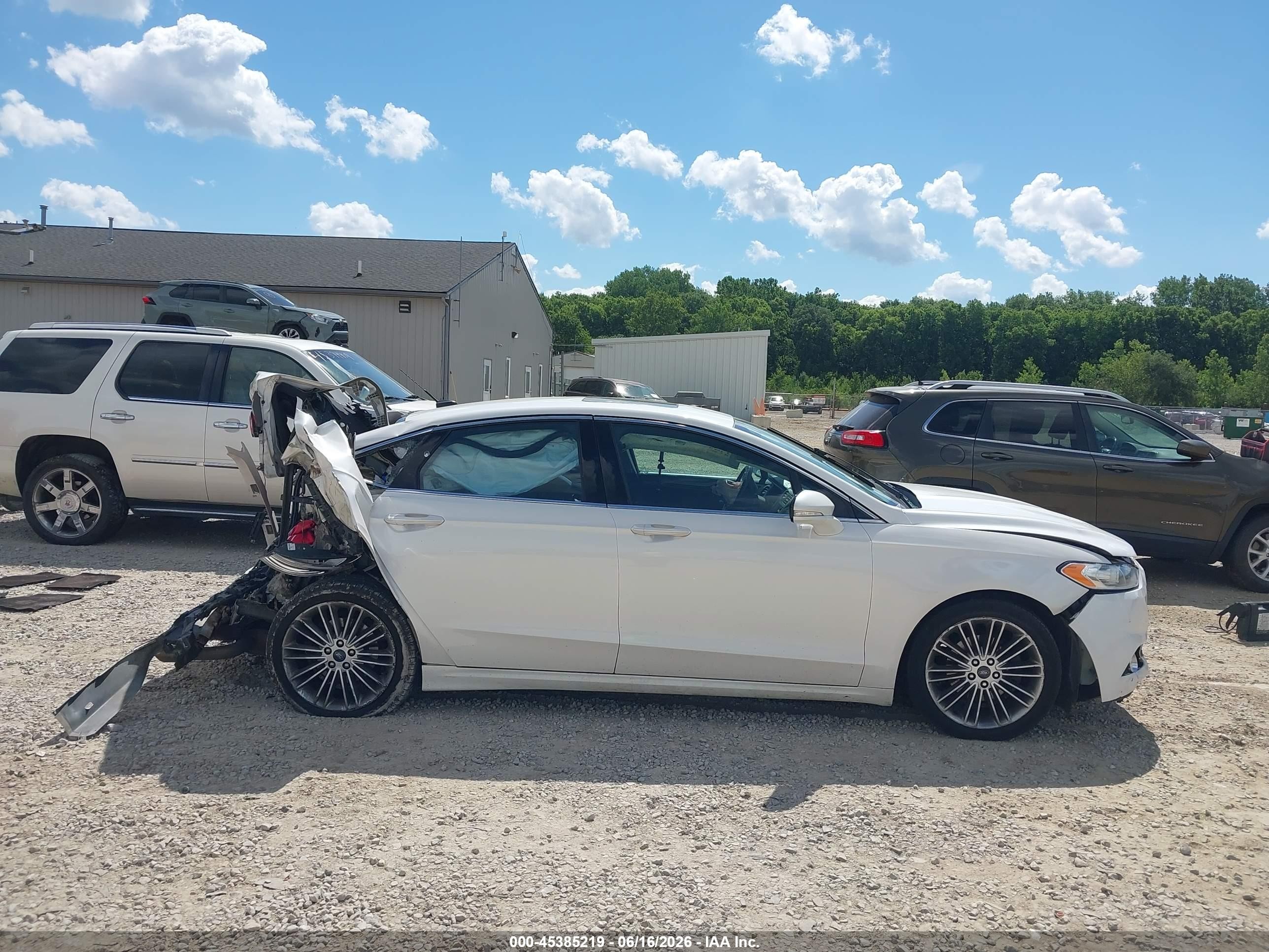 2013 Ford Fusion Se White vin: 3FA6P0HR3DR107435