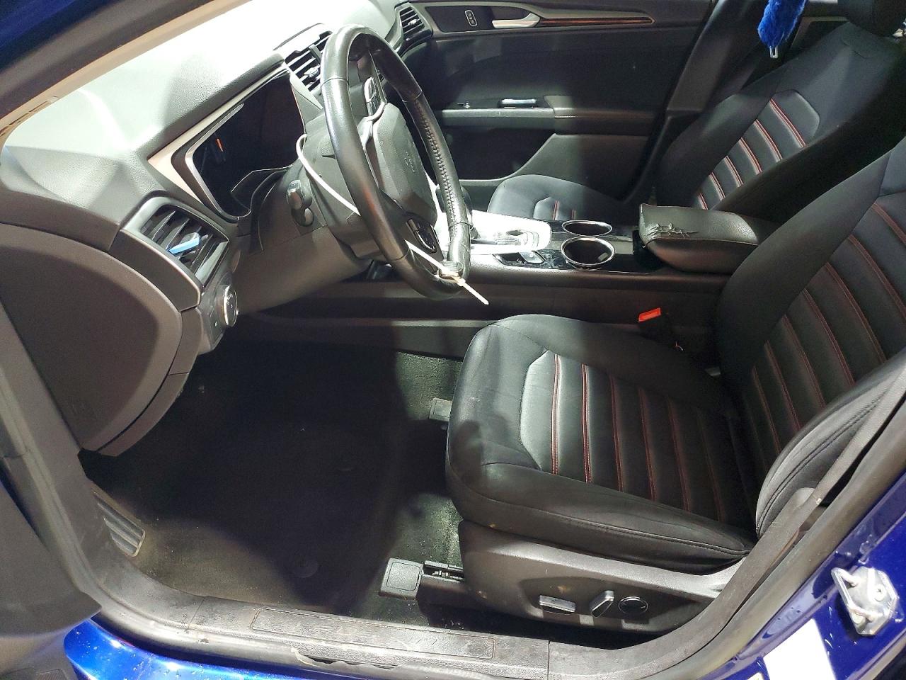 2013 Ford Fusion Se Синий vin: 3FA6P0HR3DR111016