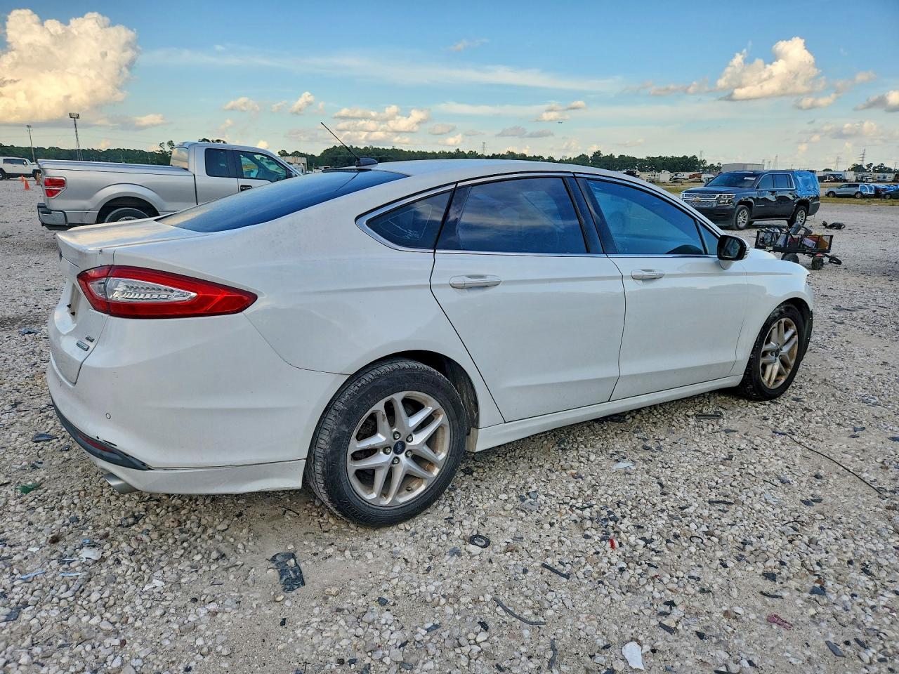 2013 Ford Fusion Se White vin: 3FA6P0HR3DR208426