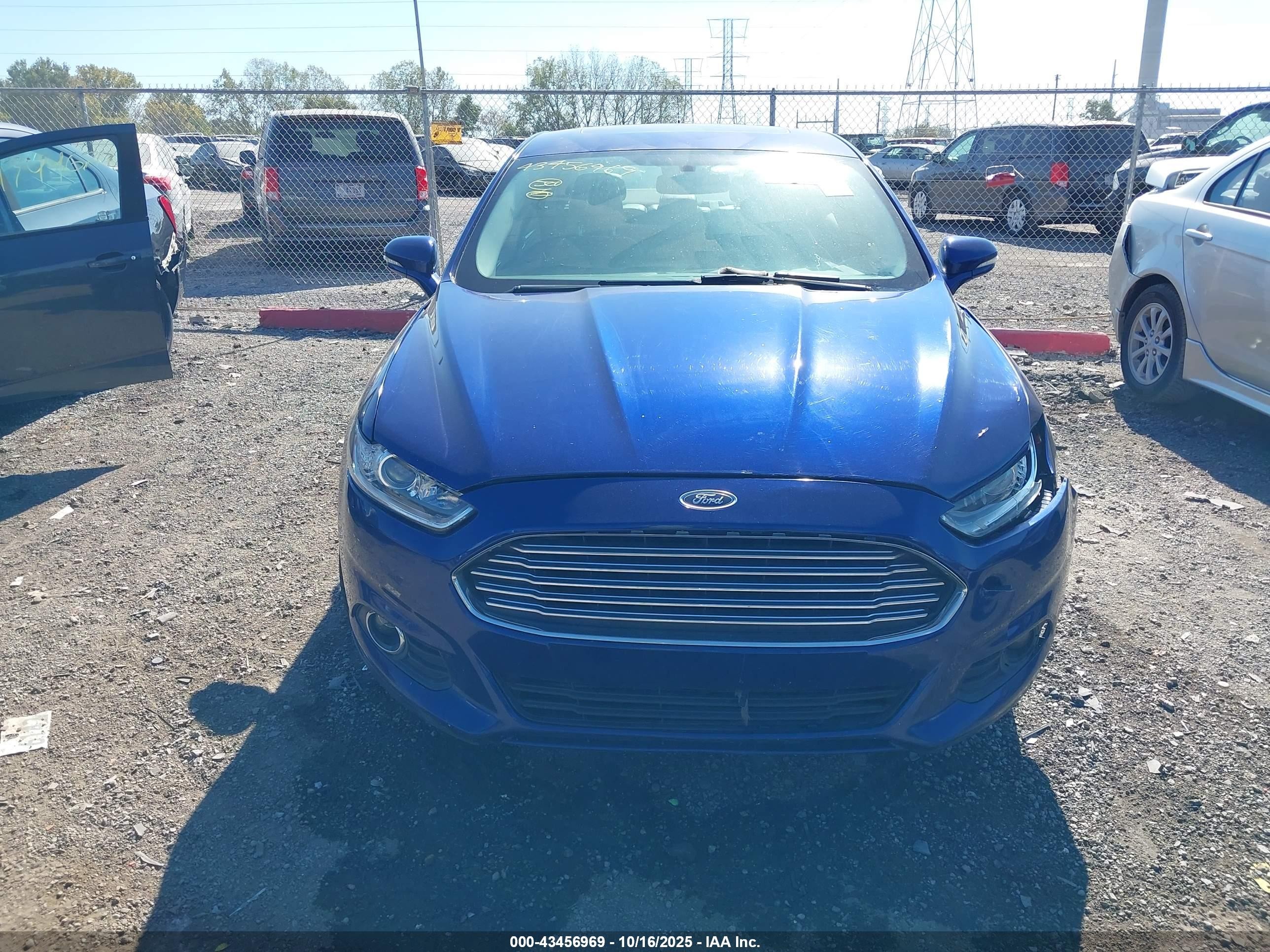 2013 Ford Fusion Se Blue vin: 3FA6P0HR3DR384800