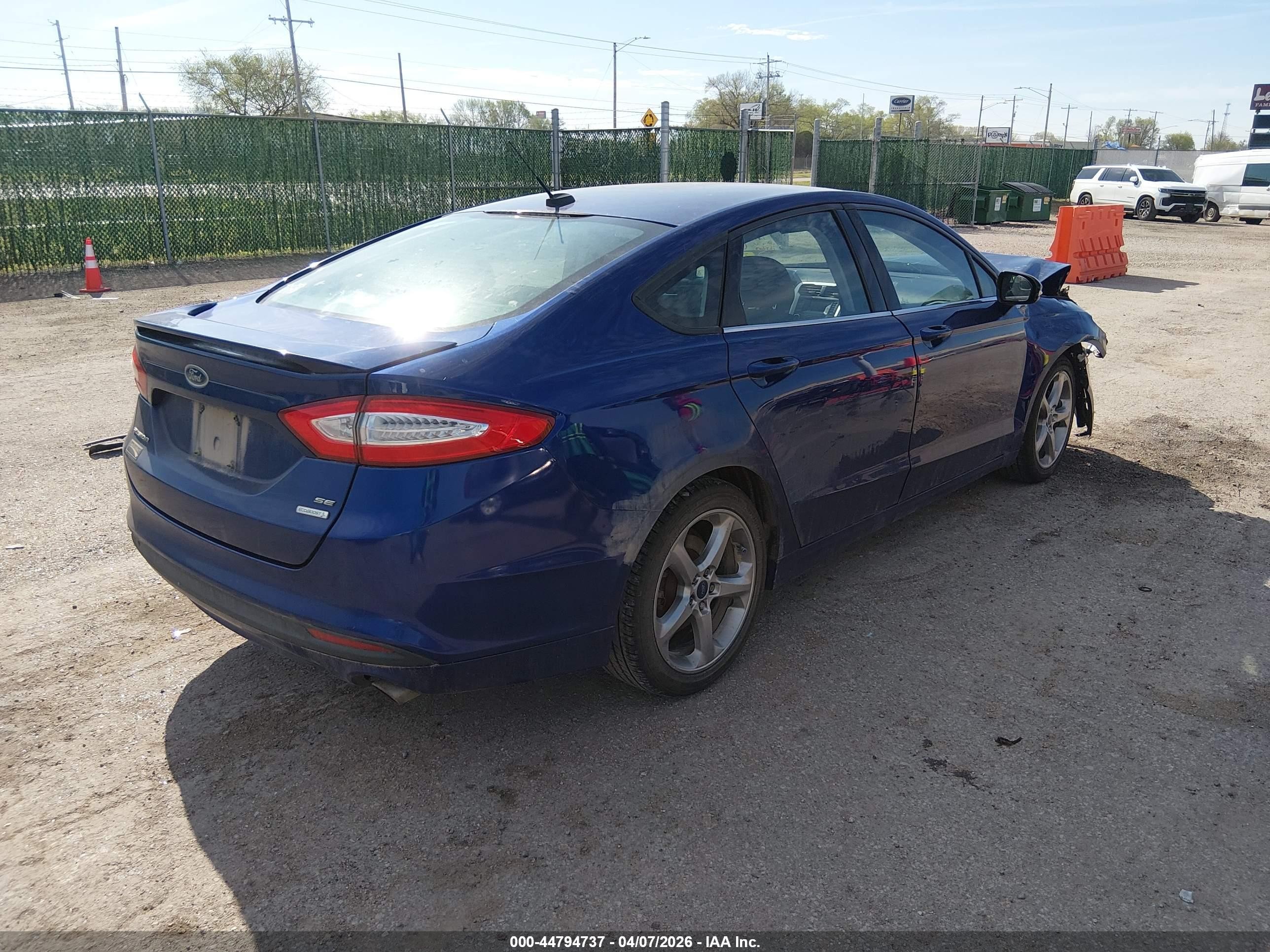 2013 Ford Fusion Se Синий vin: 3FA6P0HR4DR119660