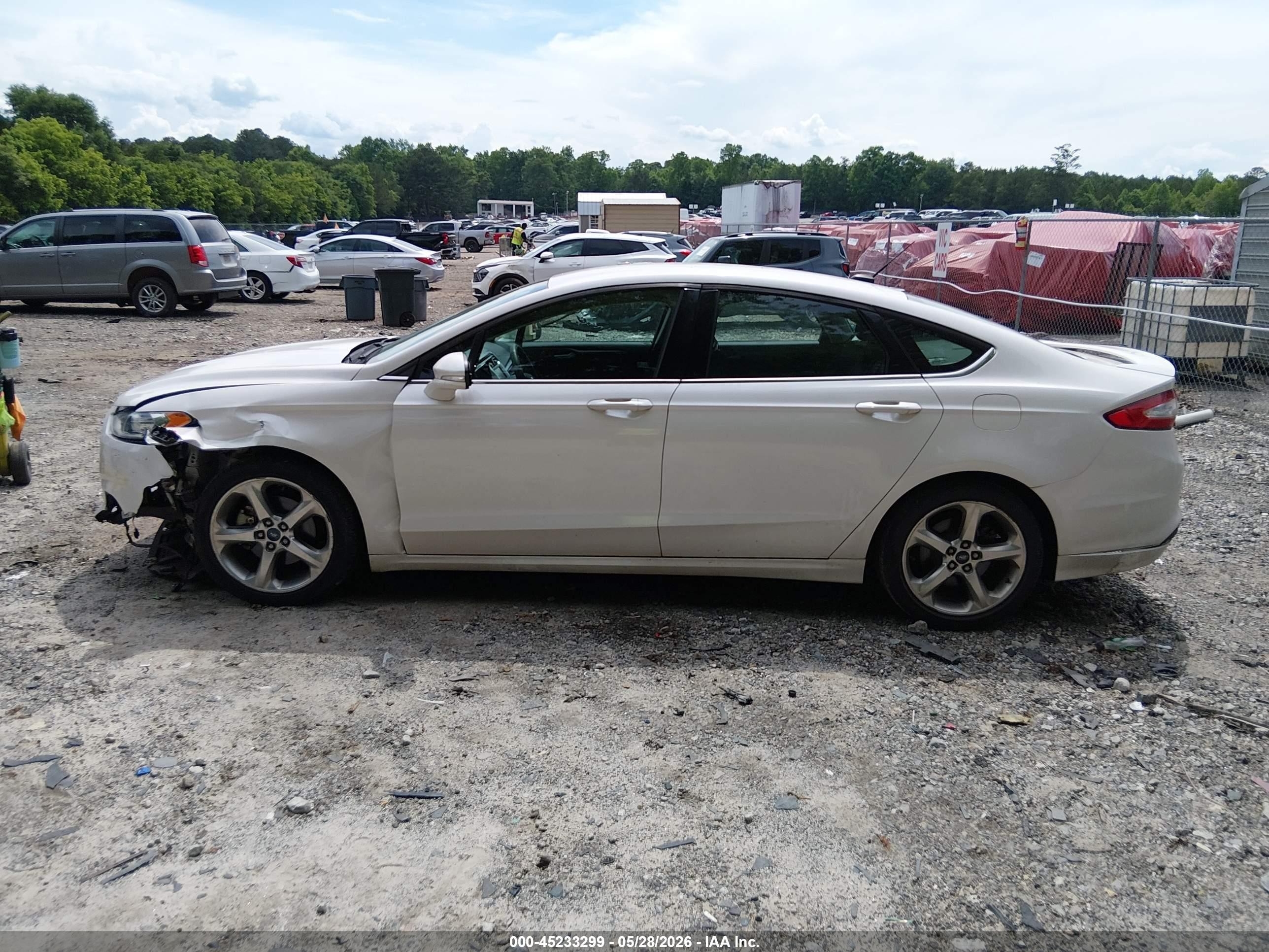 2013 Ford Fusion Se White vin: 3FA6P0HR4DR184038