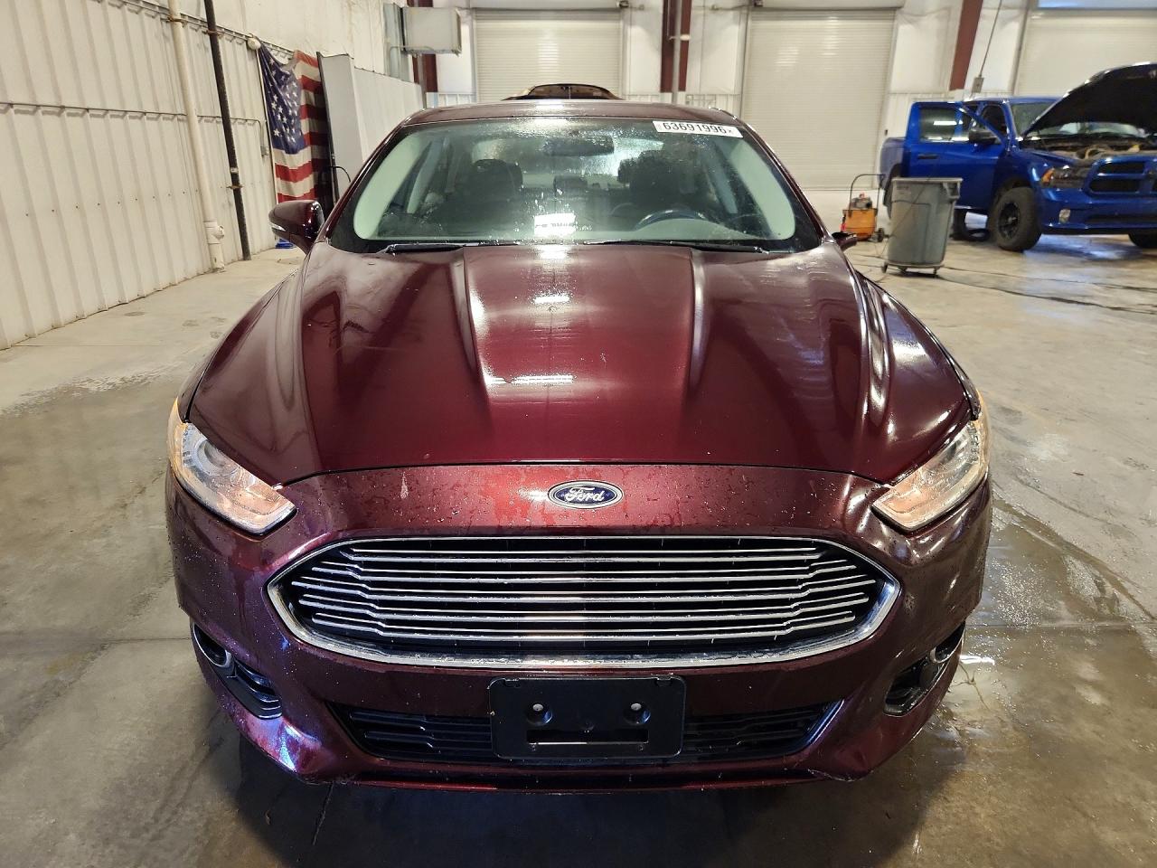 2013 Ford Fusion Se Maroon vin: 3FA6P0HR4DR227115