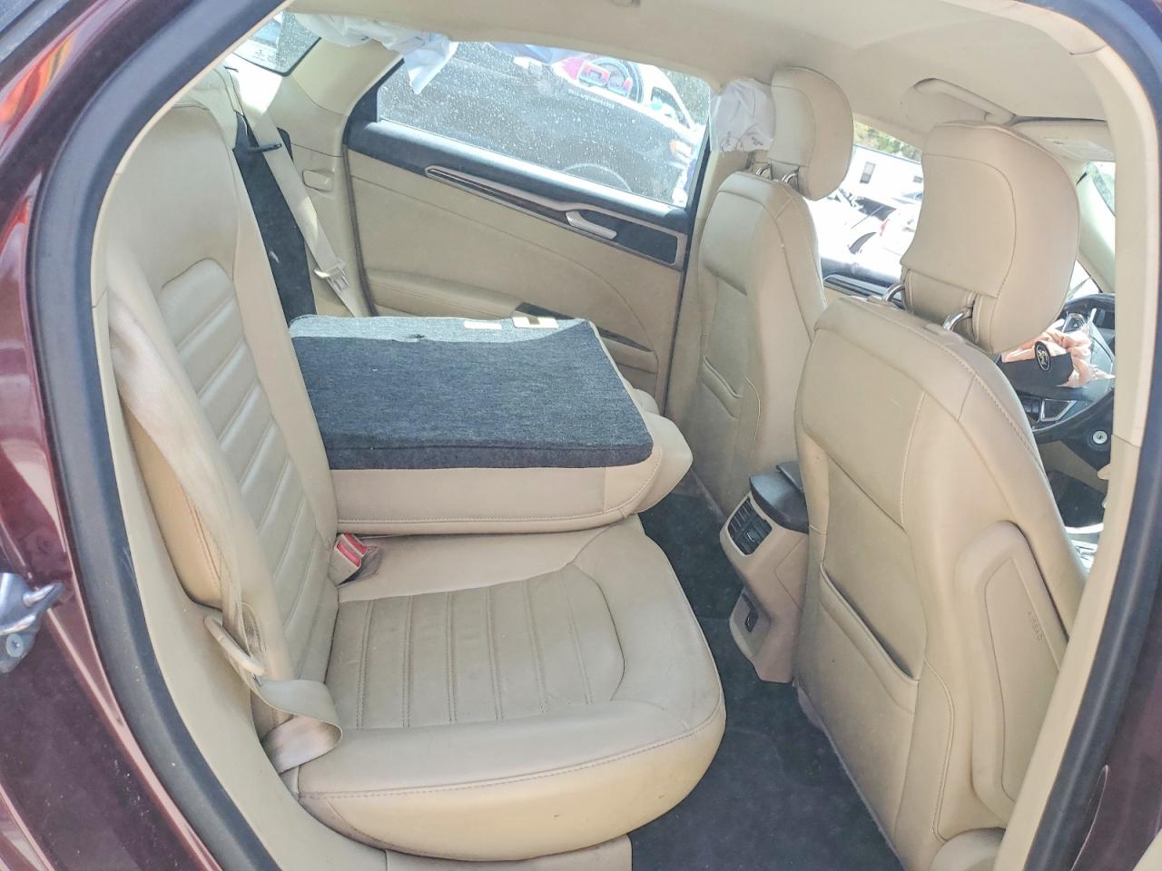 2013 Ford Fusion Se Red vin: 3FA6P0HR4DR236834