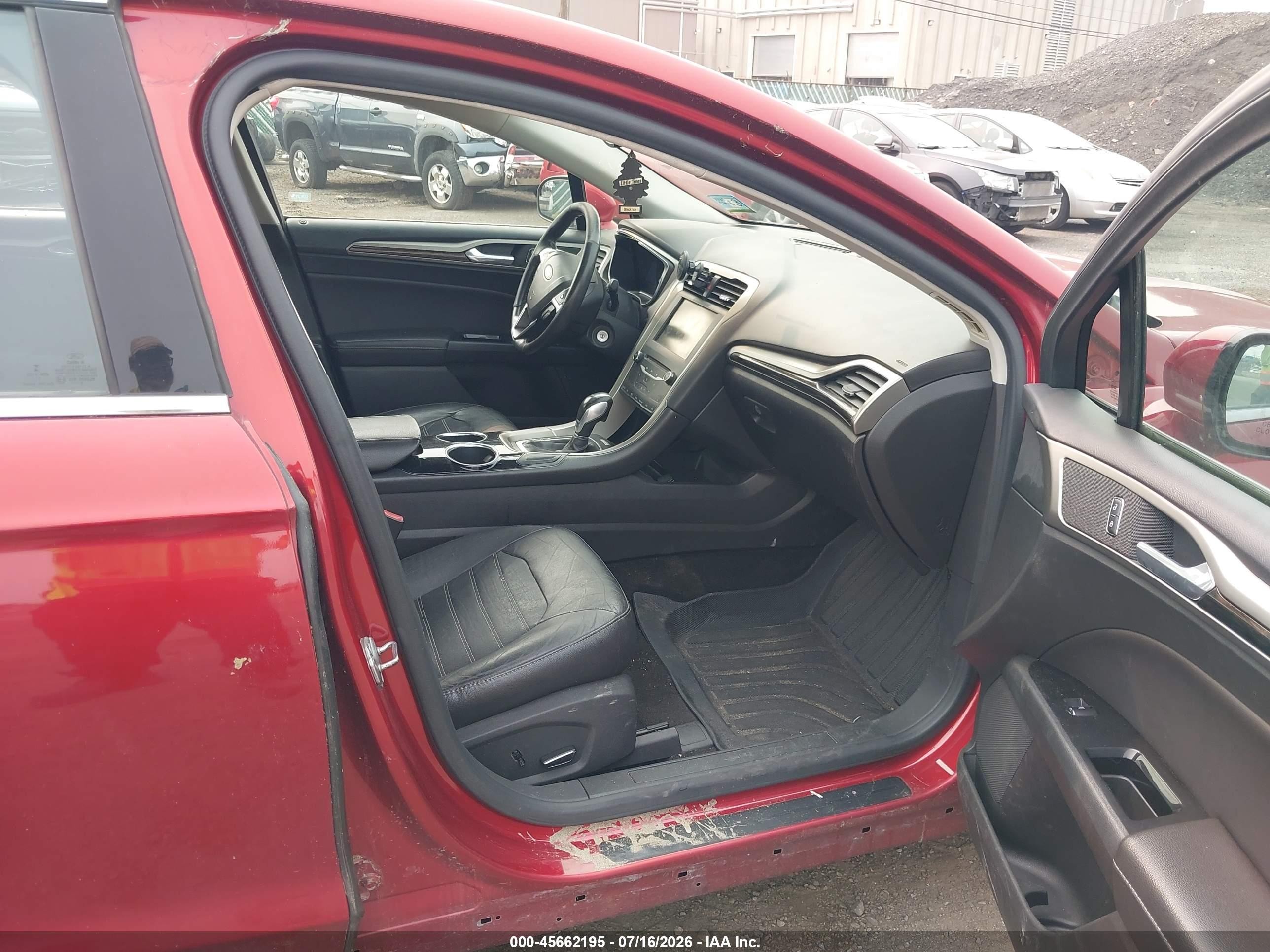2013 Ford Fusion Se Red vin: 3FA6P0HR4DR251916