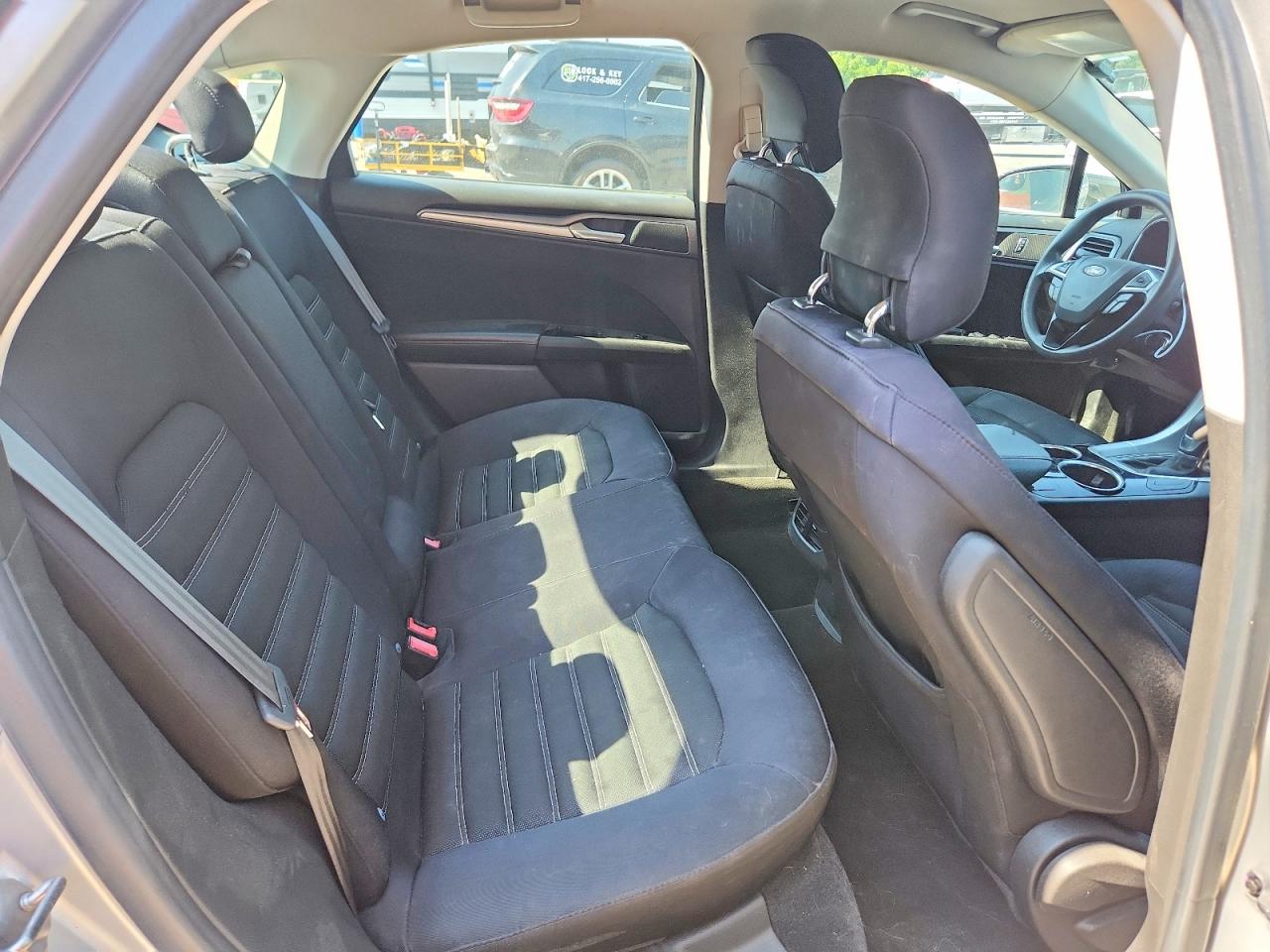 2013 Ford Fusion Se Silver vin: 3FA6P0HR4DR305747