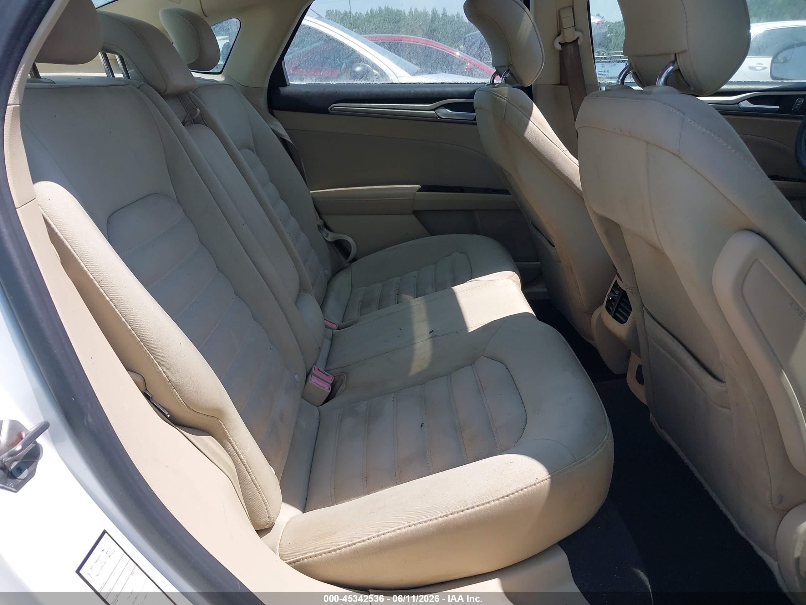 2013 Ford Fusion Se White vin: 3FA6P0HR4DR306767