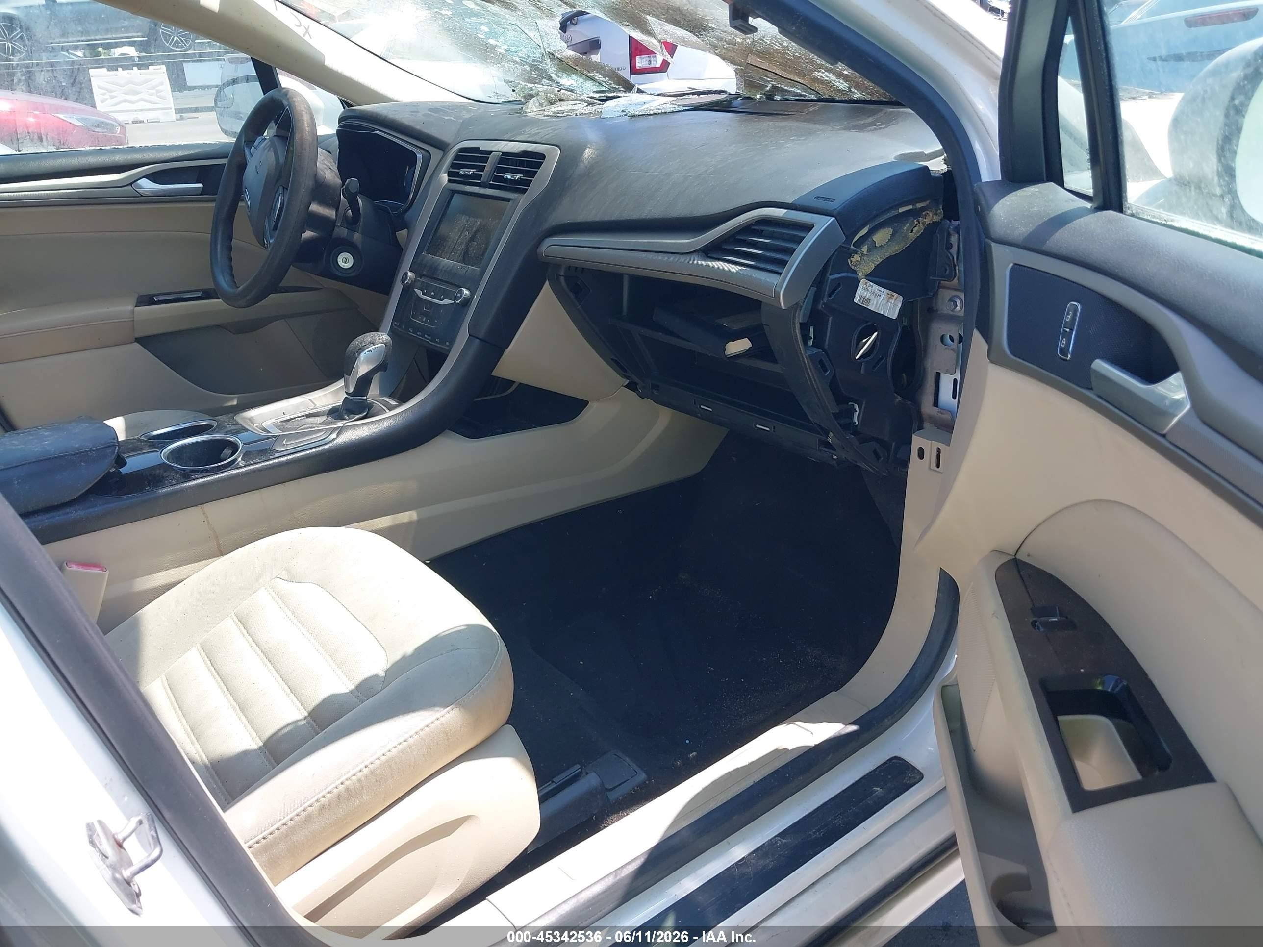 2013 Ford Fusion Se White vin: 3FA6P0HR4DR306767