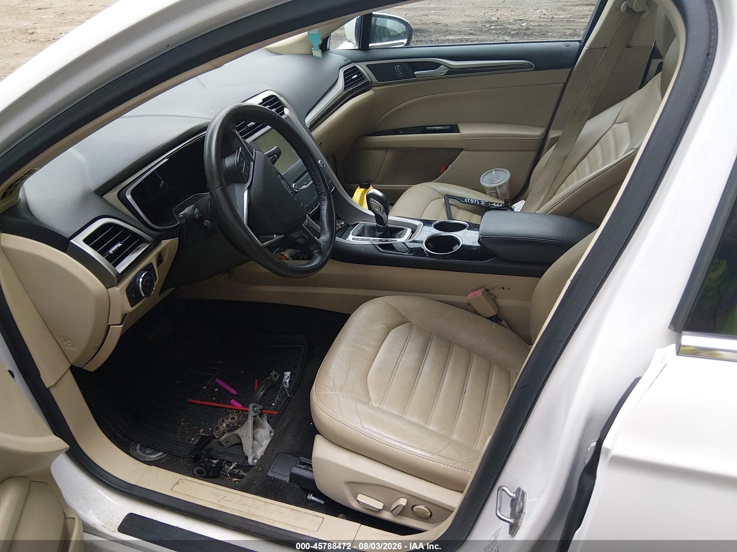 2013 Ford Fusion Se White vin: 3FA6P0HR4DR319437