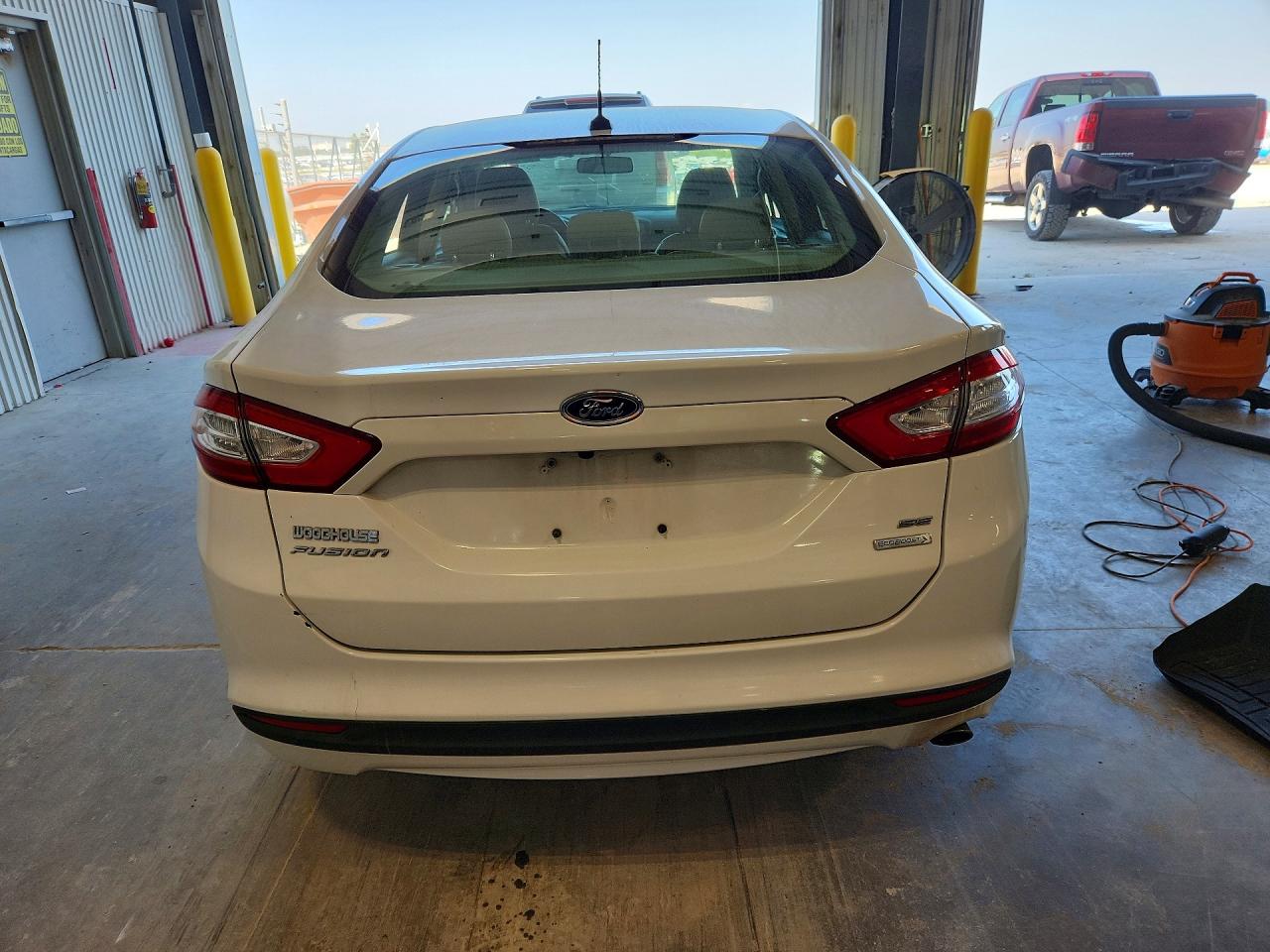 2013 Ford Fusion Se White vin: 3FA6P0HR4DR350624