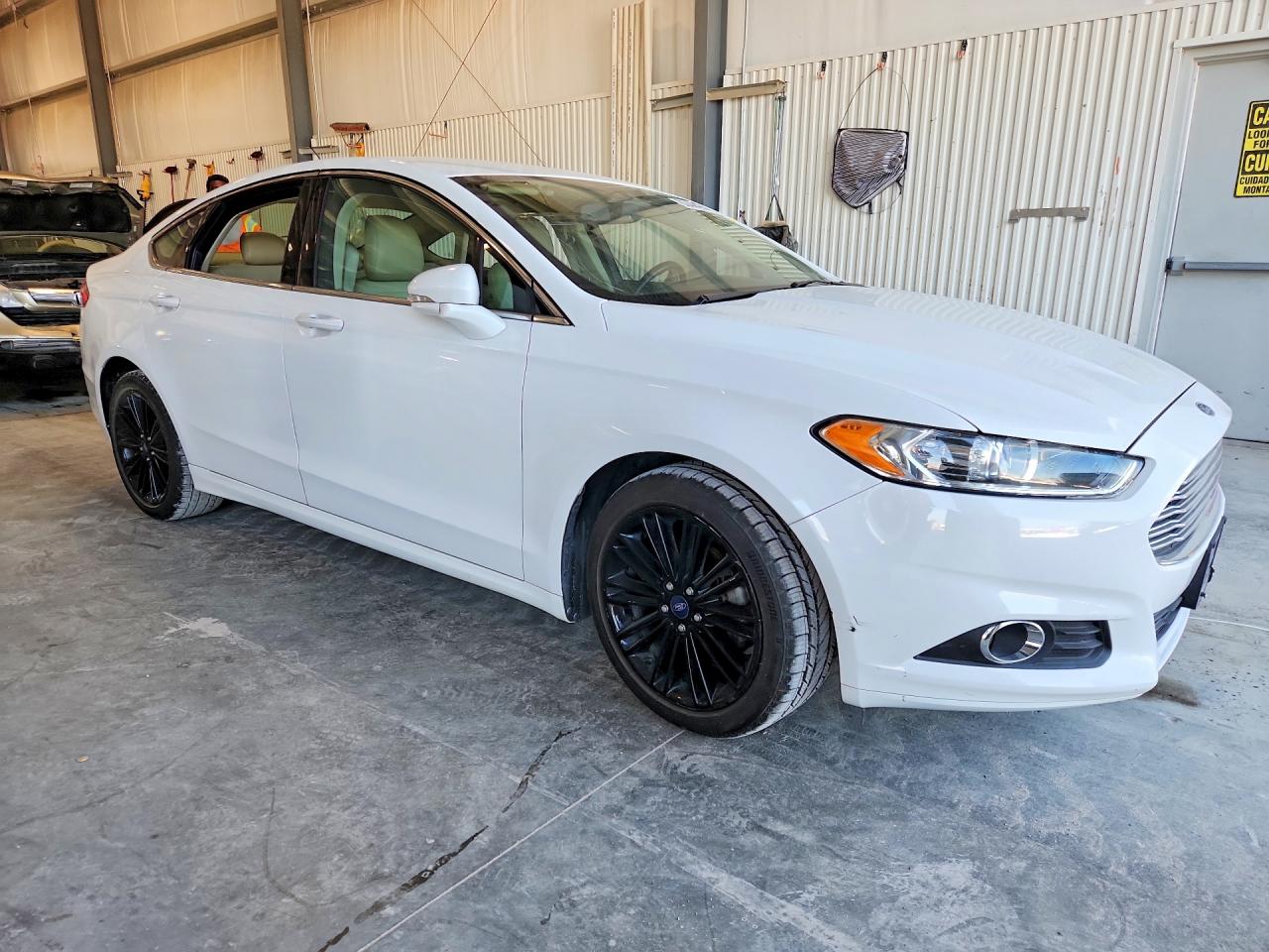 2013 Ford Fusion Se White vin: 3FA6P0HR4DR350624