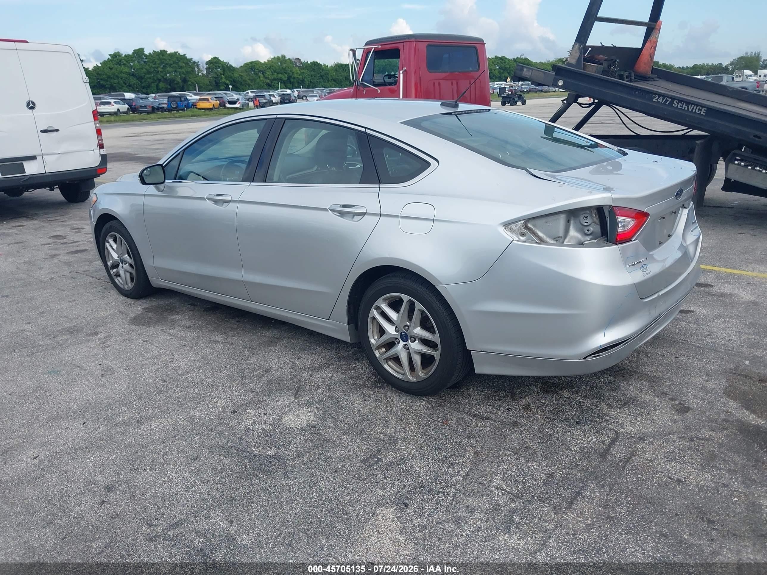 2013 Ford Fusion Se Silver vin: 3FA6P0HR4DR373451