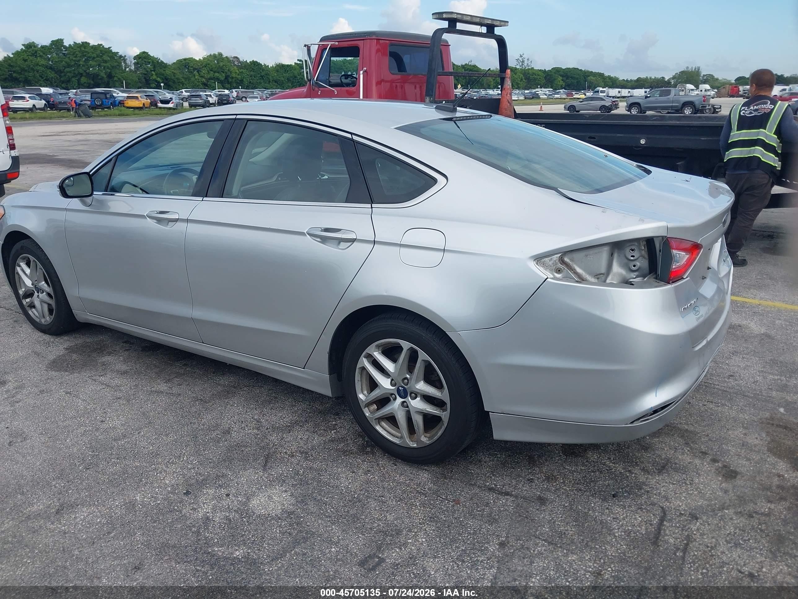 2013 Ford Fusion Se Silver vin: 3FA6P0HR4DR373451