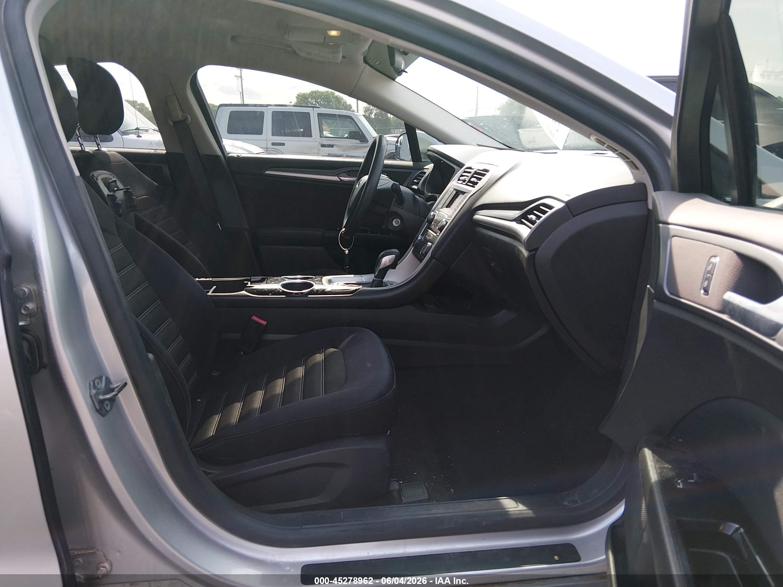 2013 Ford Fusion Se Silver vin: 3FA6P0HR4DR378925