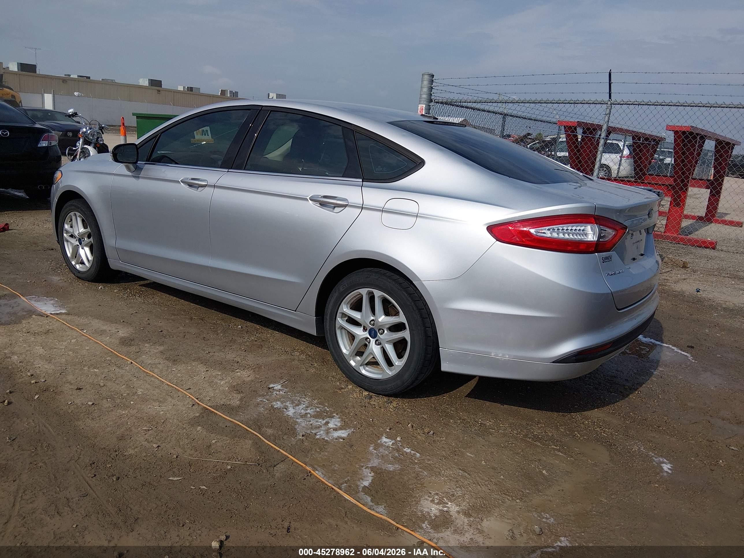 2013 Ford Fusion Se Silver vin: 3FA6P0HR4DR378925