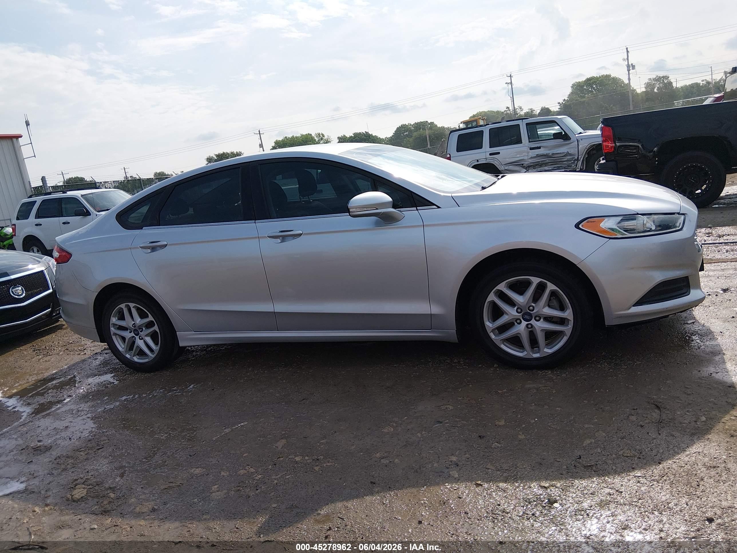 2013 Ford Fusion Se Silver vin: 3FA6P0HR4DR378925