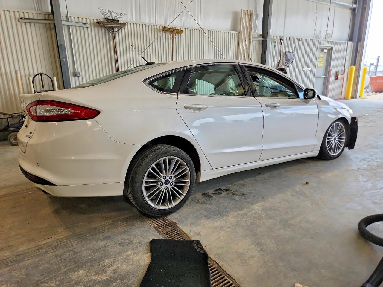 2013 Ford Fusion Se White vin: 3FA6P0HR4DR388225