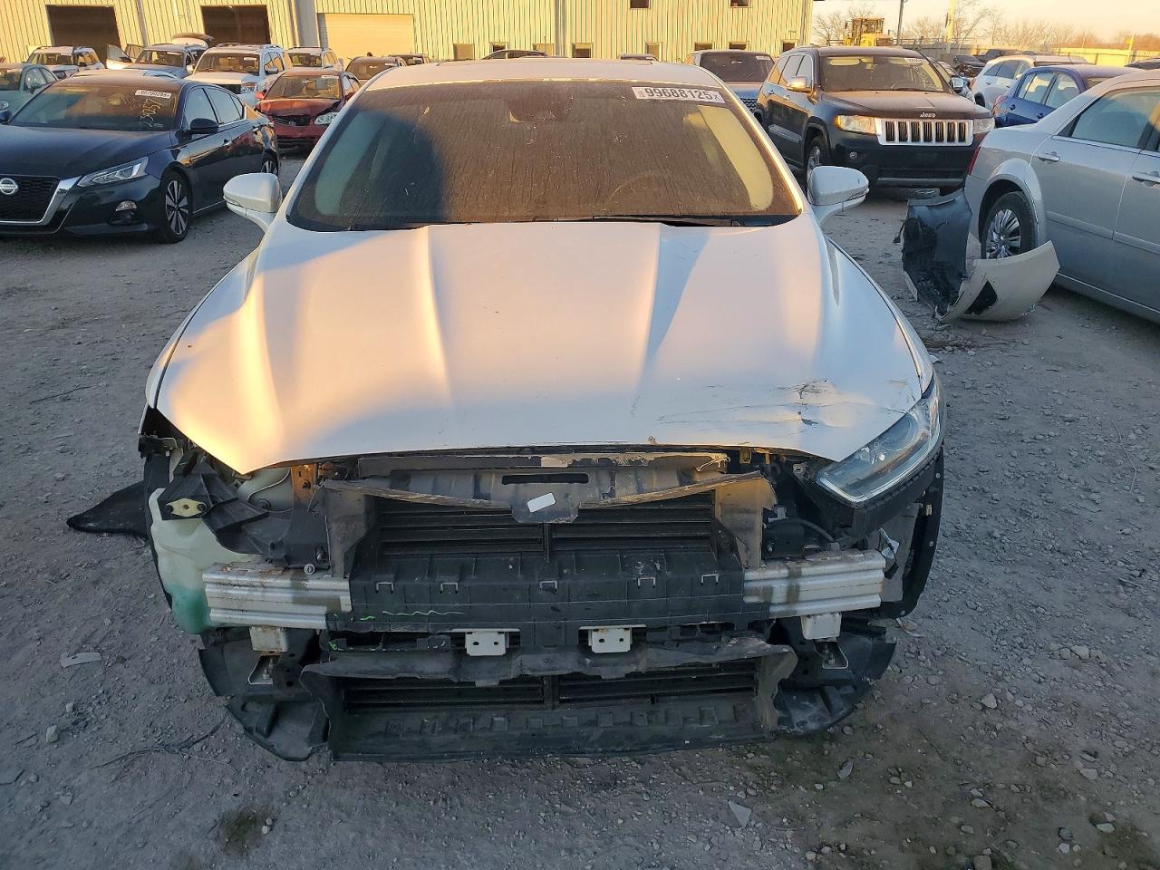 2013 Ford Fusion White vin: 3FA6P0HR5DR111311