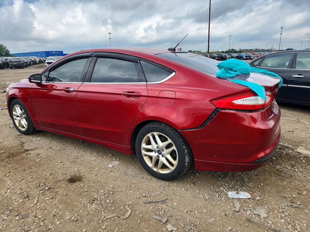 2013 Ford Fusion Se Red vin: 3FA6P0HR5DR131932