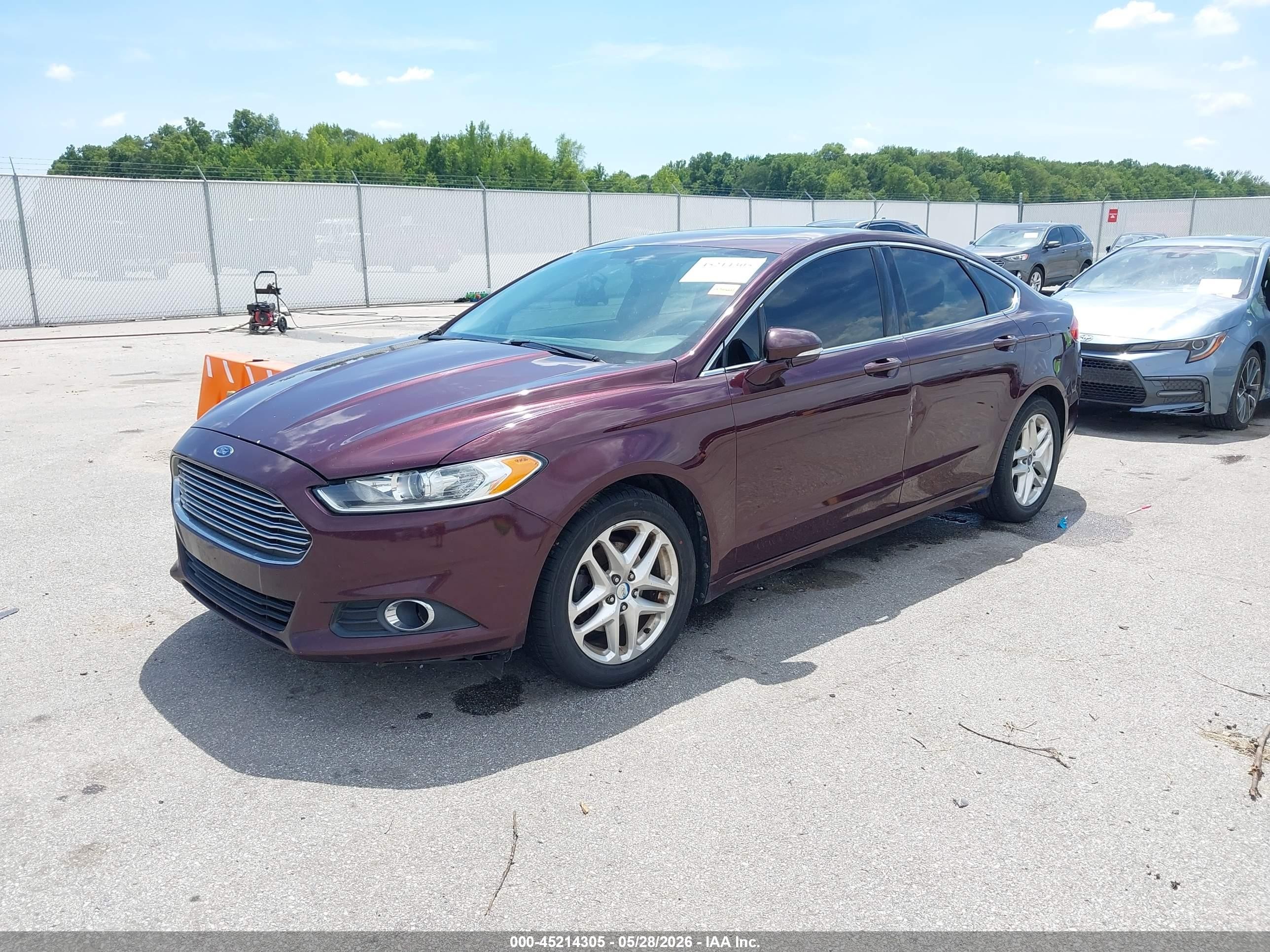 2013 Ford Fusion Se Maroon vin: 3FA6P0HR5DR175915