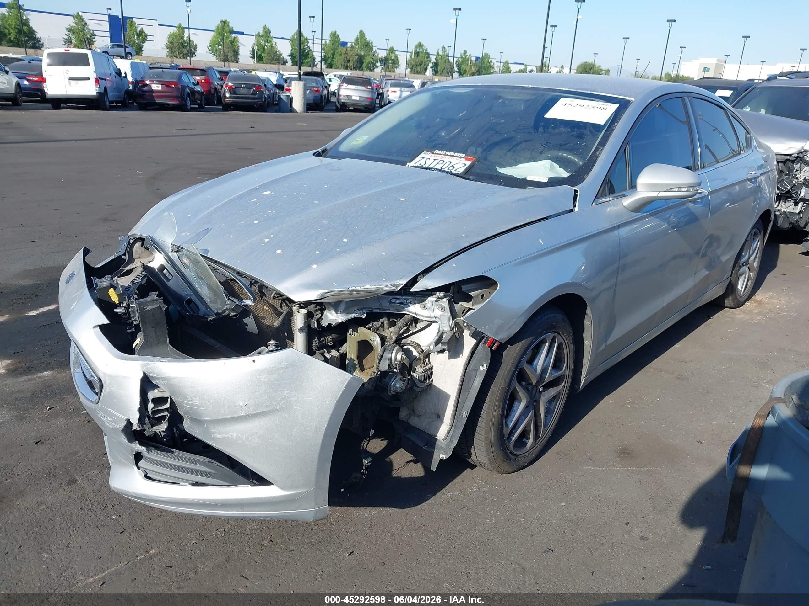 2013 Ford Fusion Se Серебряный vin: 3FA6P0HR5DR209156