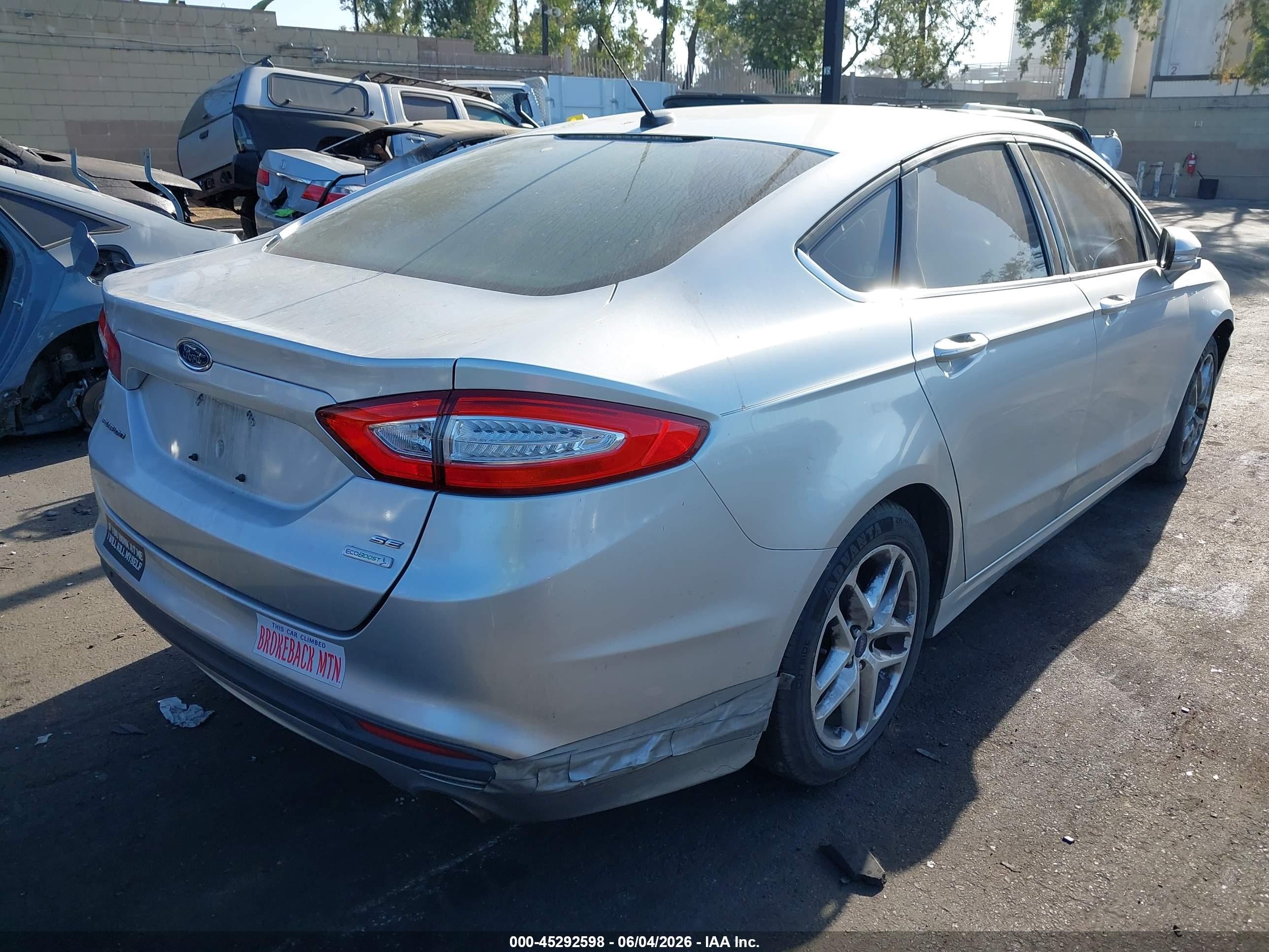 2013 Ford Fusion Se Серебряный vin: 3FA6P0HR5DR209156