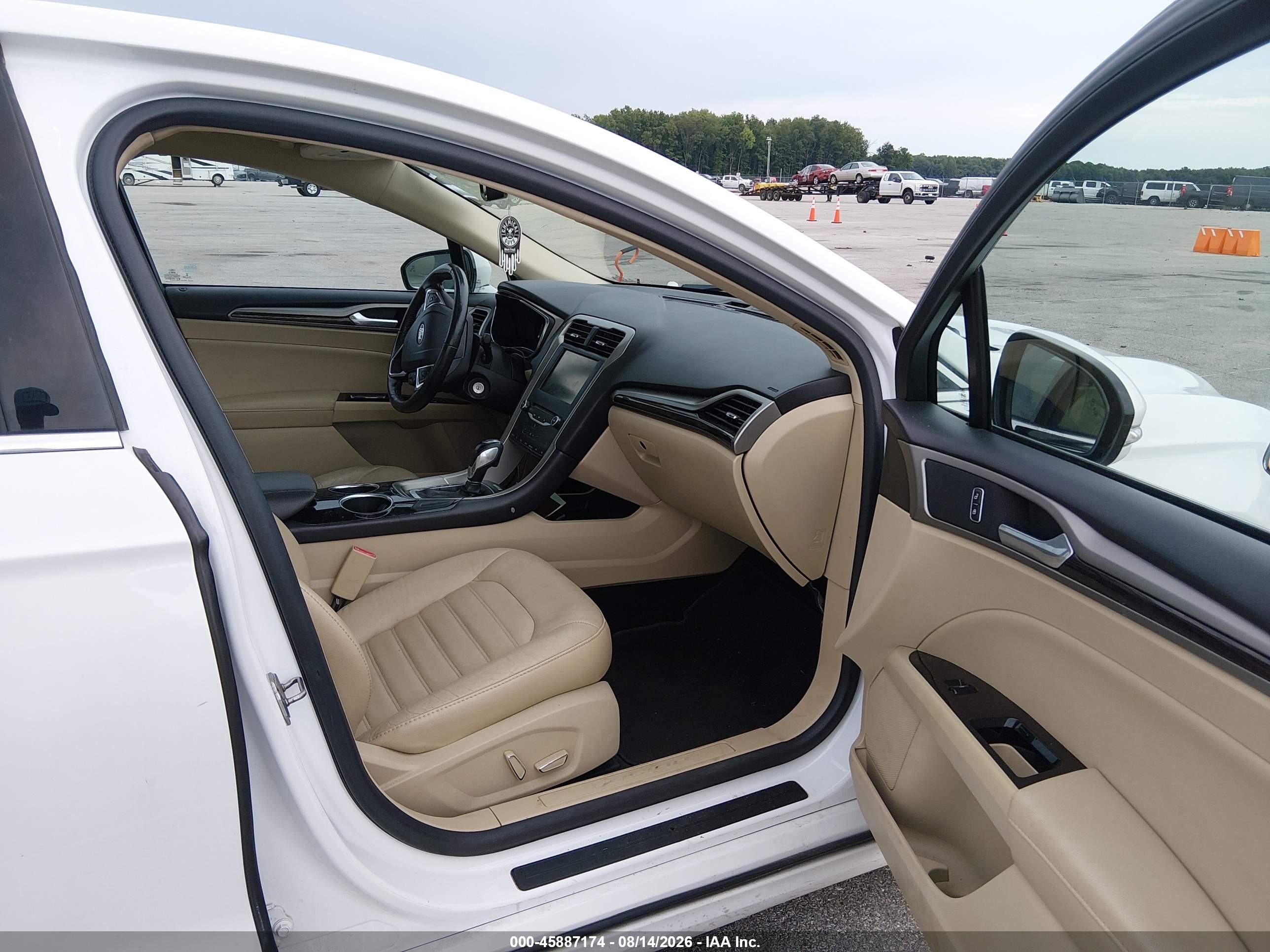 2013 Ford Fusion Se White vin: 3FA6P0HR5DR259538