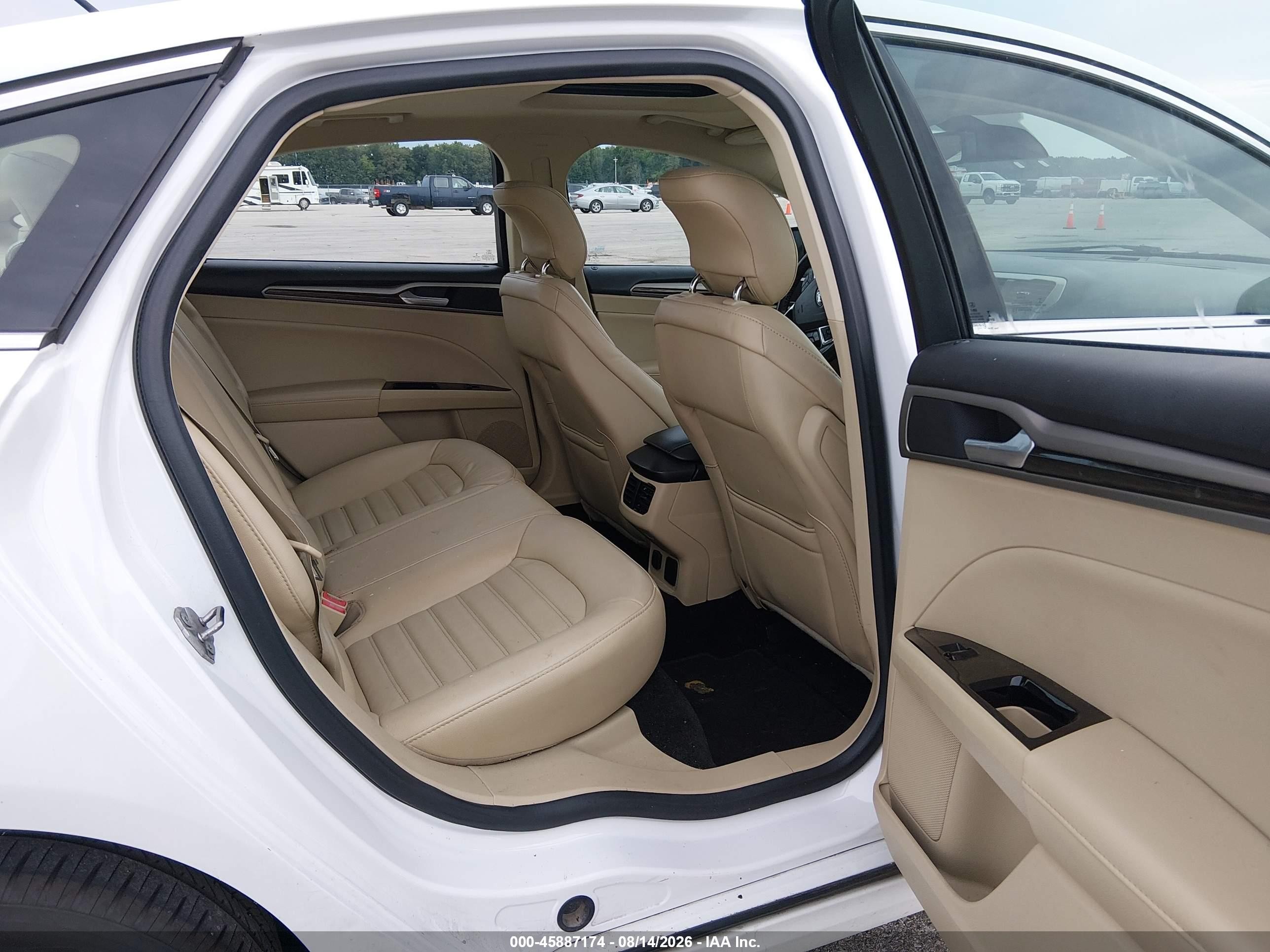 2013 Ford Fusion Se White vin: 3FA6P0HR5DR259538