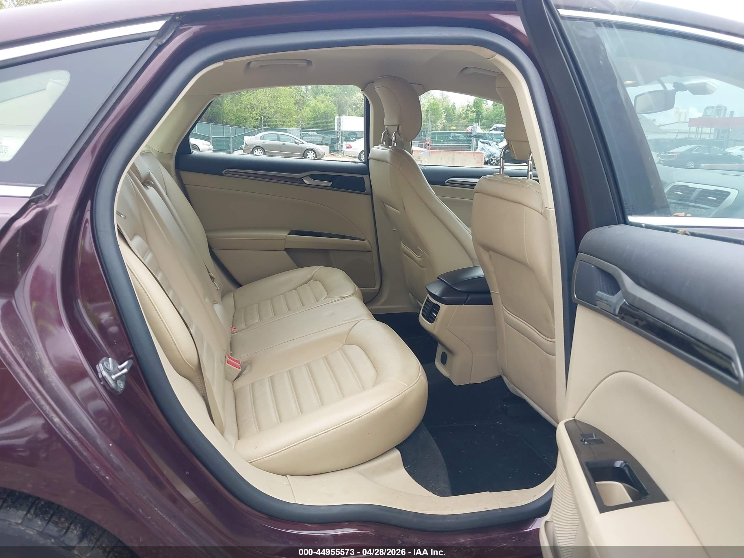 2013 Ford Fusion Se Burgundy vin: 3FA6P0HR5DR376245