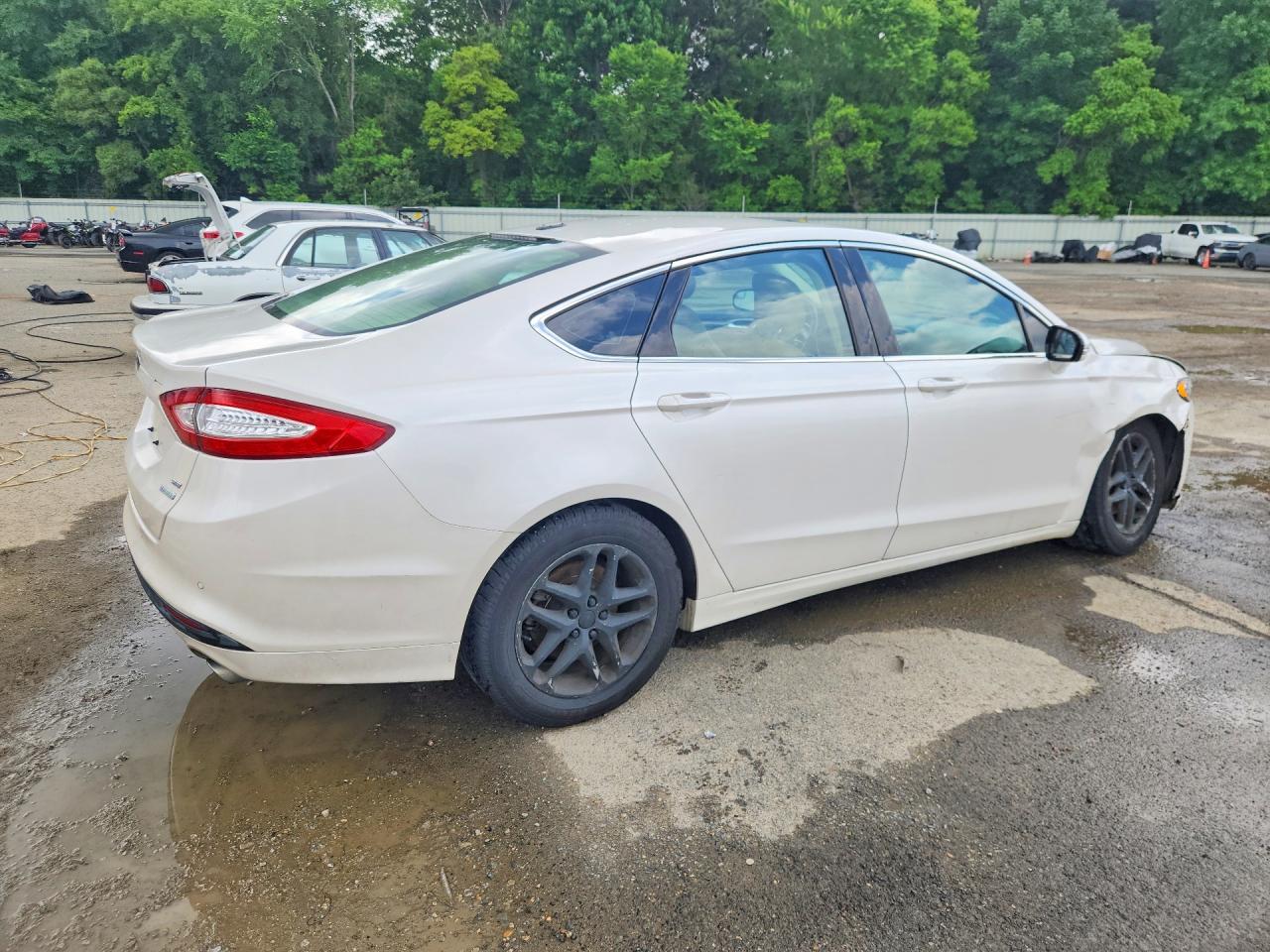 2013 Ford Fusion Se White vin: 3FA6P0HR6DR121992