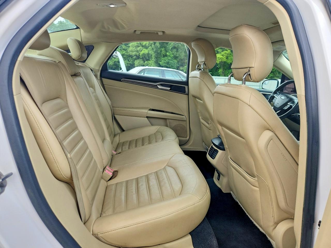 2013 Ford Fusion Se White vin: 3FA6P0HR6DR121992
