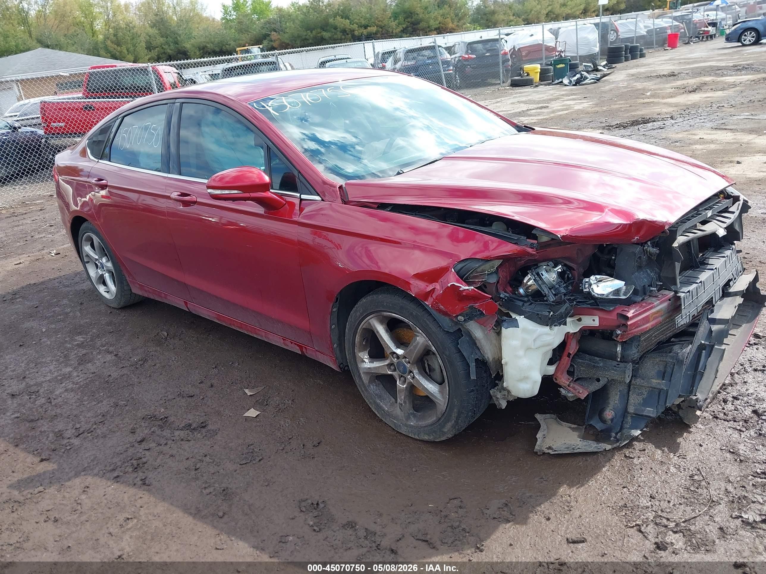 2013 Ford Fusion Se Red vin: 3FA6P0HR6DR206184