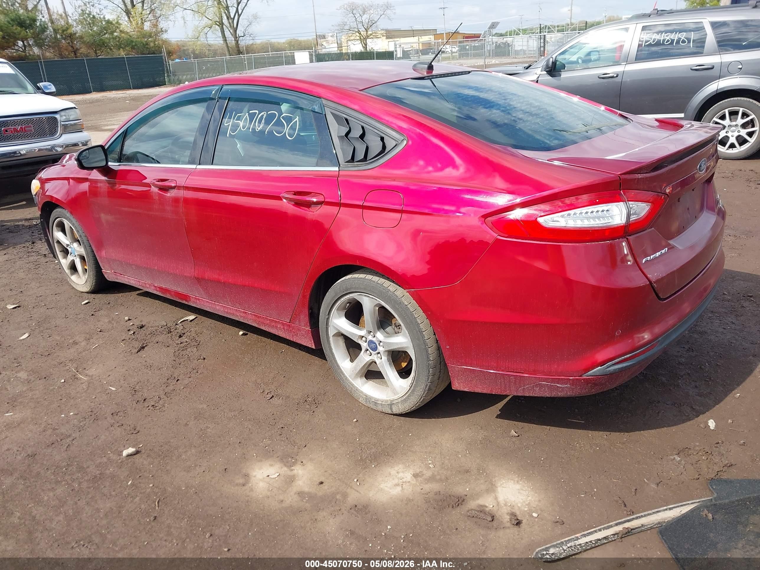 2013 Ford Fusion Se Red vin: 3FA6P0HR6DR206184
