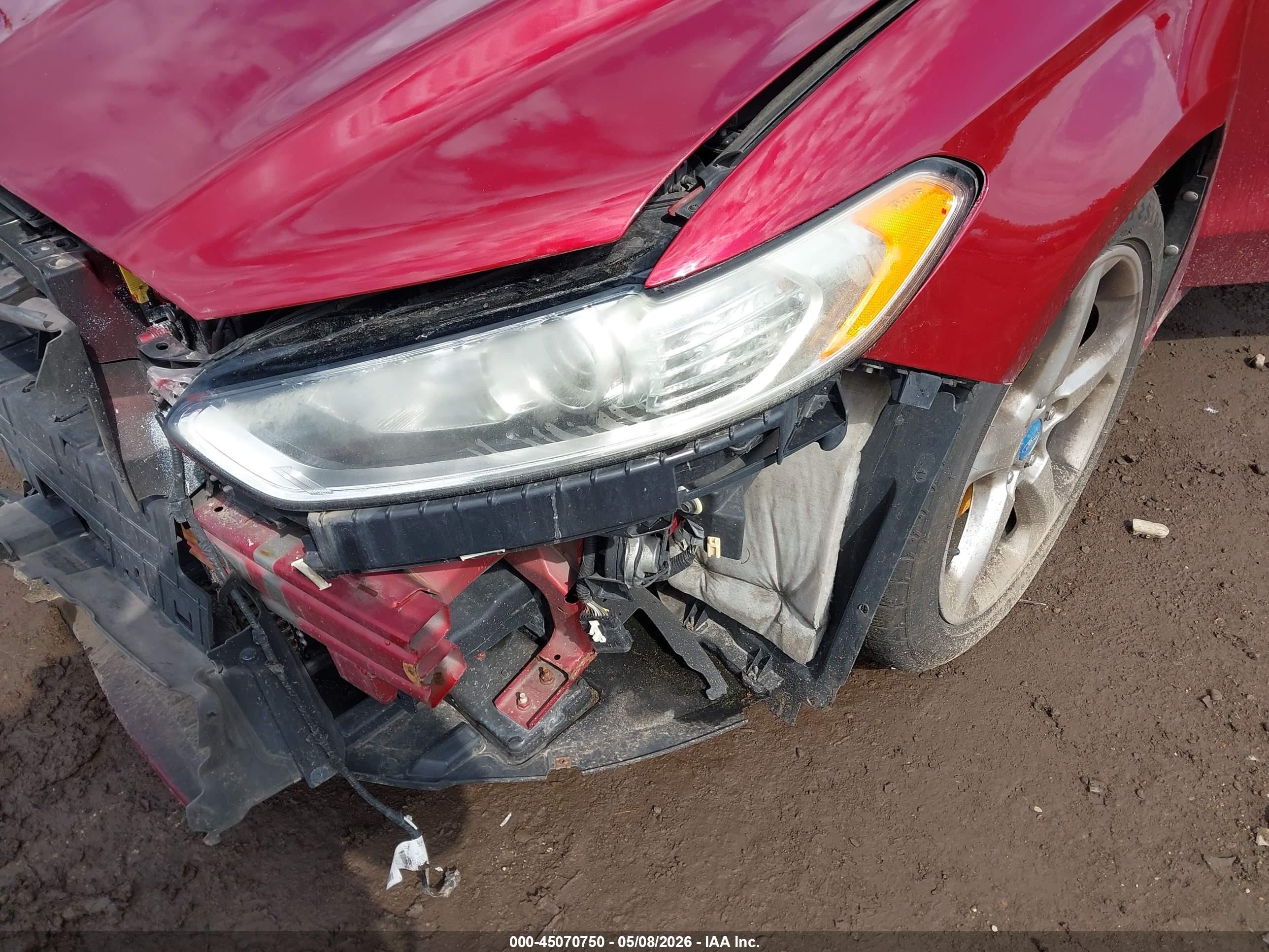 2013 Ford Fusion Se Red vin: 3FA6P0HR6DR206184