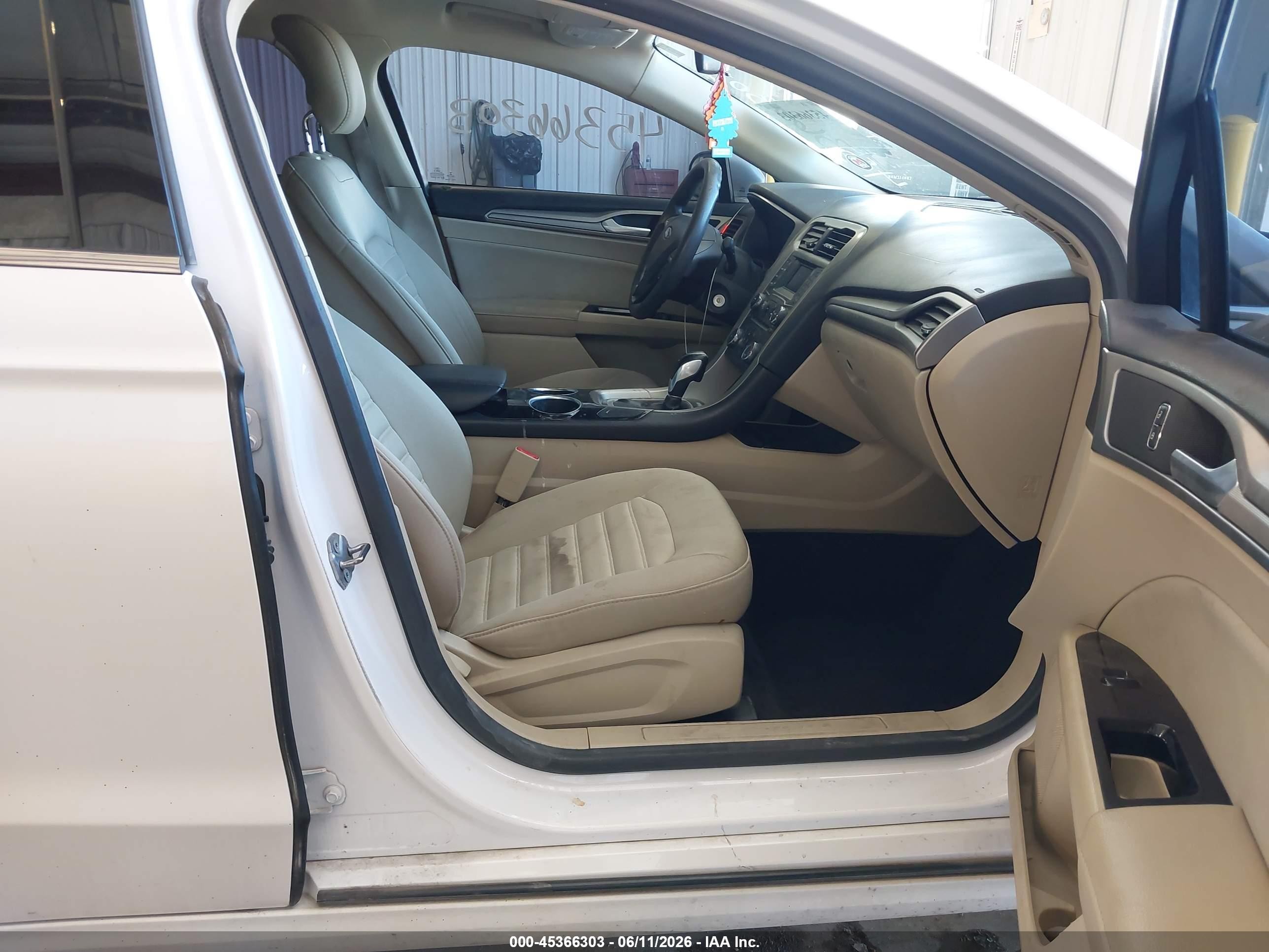 2013 Ford Fusion Se White vin: 3FA6P0HR6DR241940