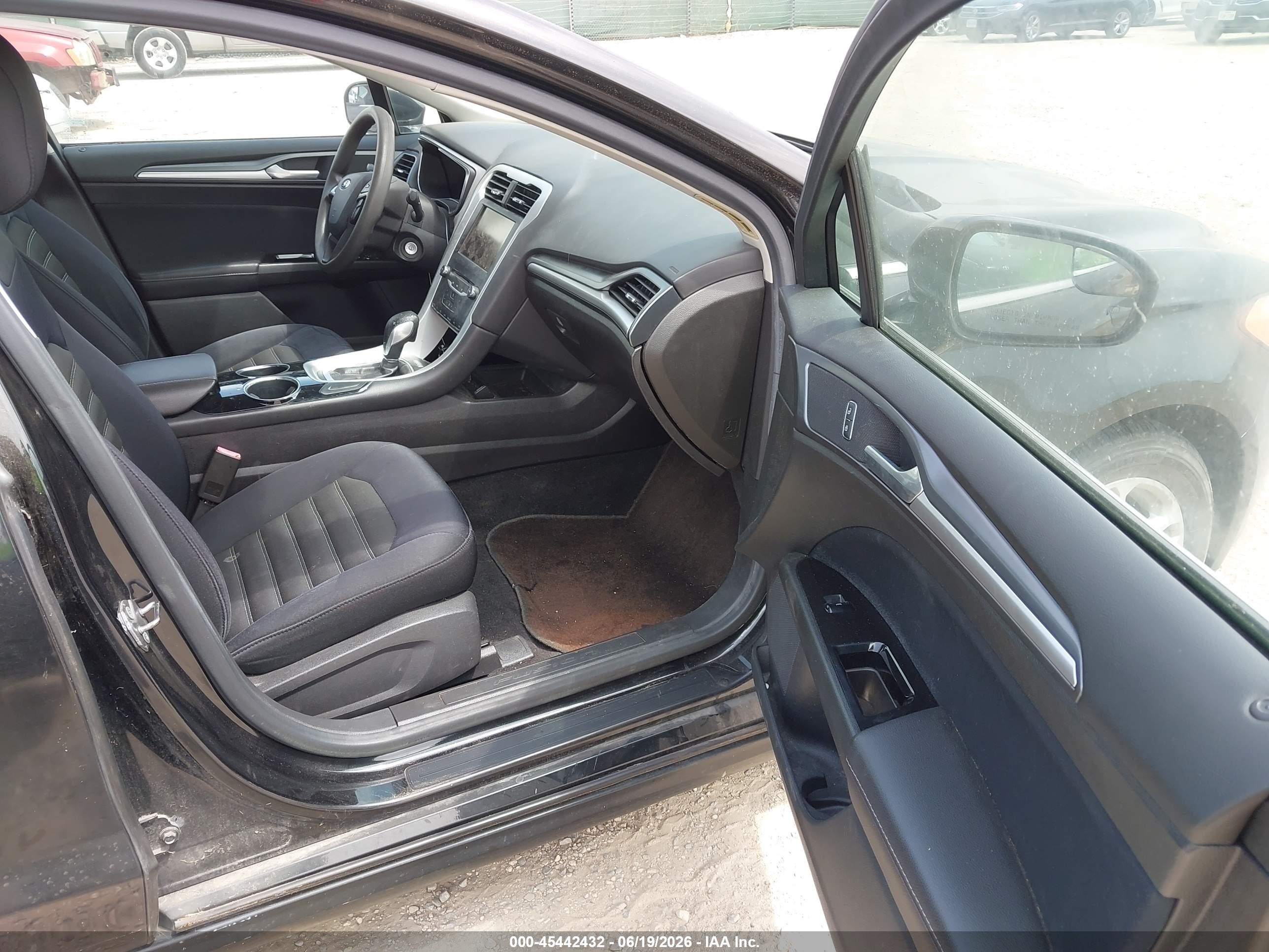 2013 Ford Fusion Se Black vin: 3FA6P0HR6DR288031