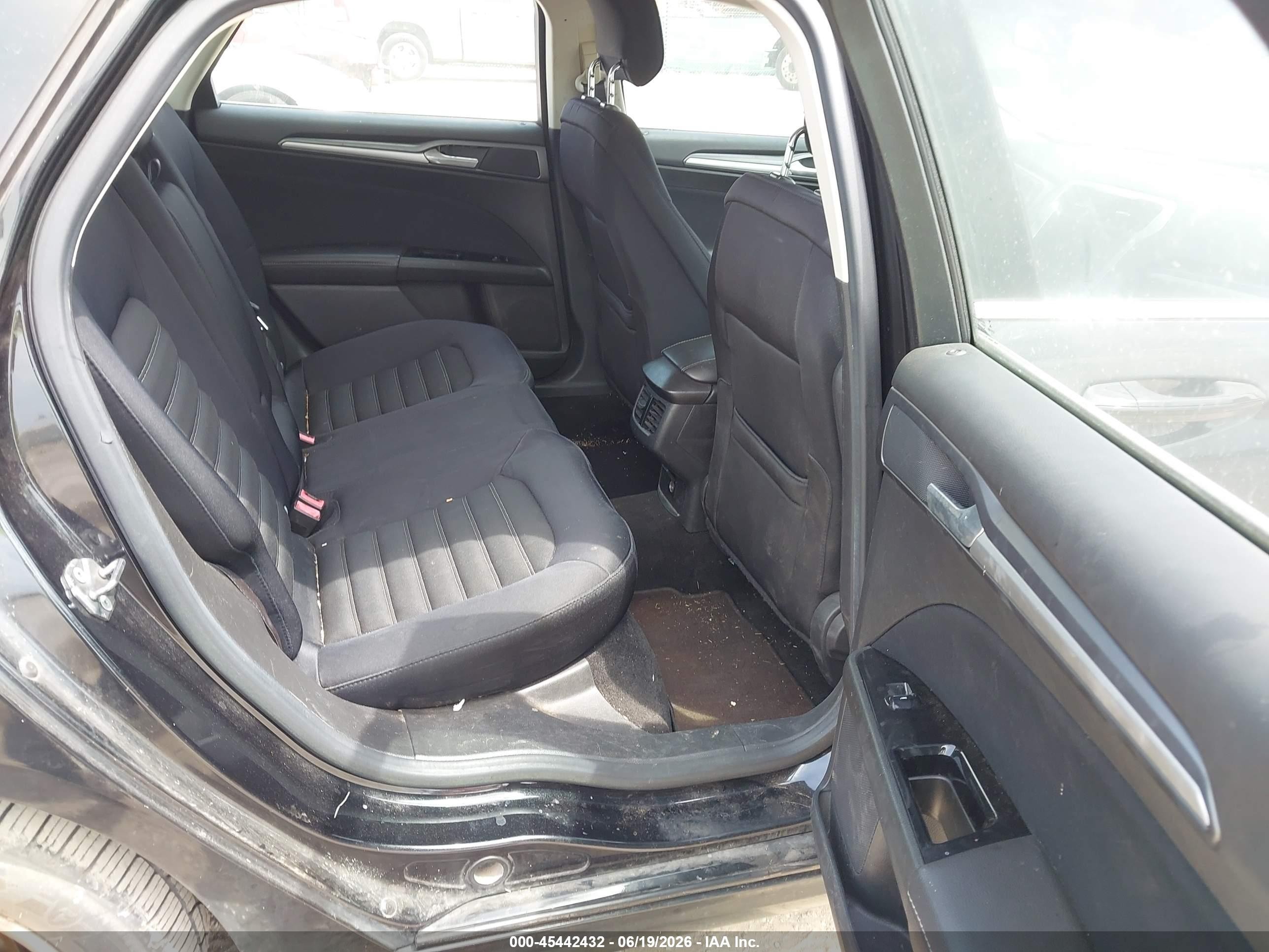 2013 Ford Fusion Se Black vin: 3FA6P0HR6DR288031