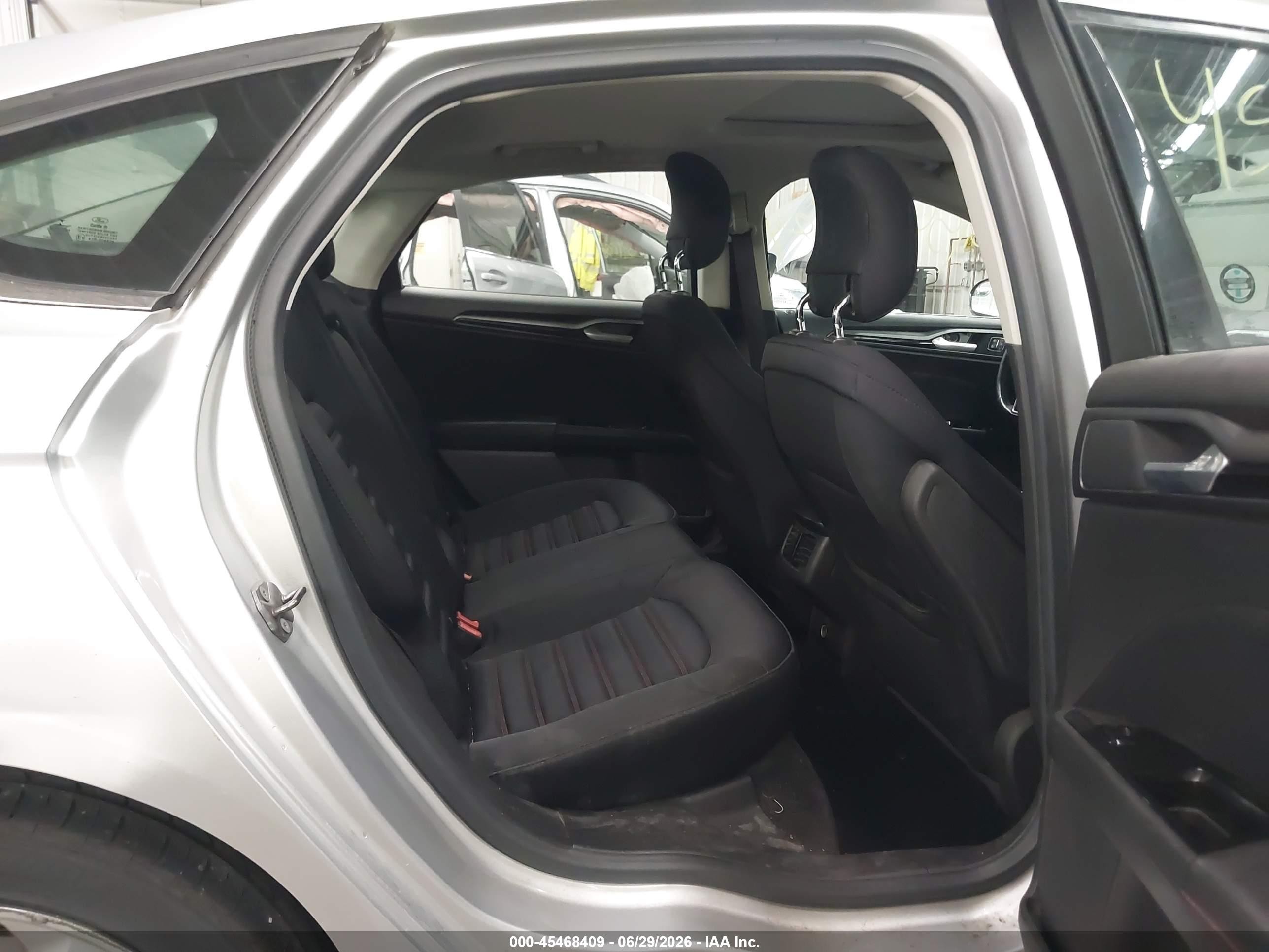 2013 Ford Fusion Se Silver vin: 3FA6P0HR6DR314210