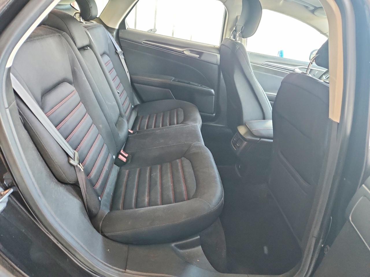 2013 Ford Fusion Se Black vin: 3FA6P0HR7DR137862