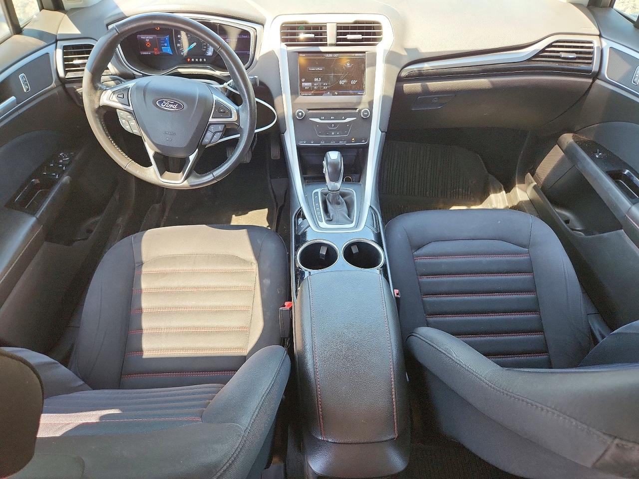 2013 Ford Fusion Se Серебряный vin: 3FA6P0HR7DR198788