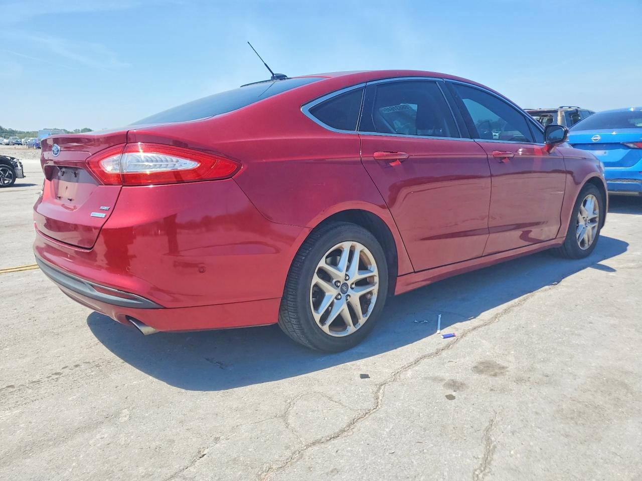 2013 Ford Fusion Se Red vin: 3FA6P0HR7DR219297