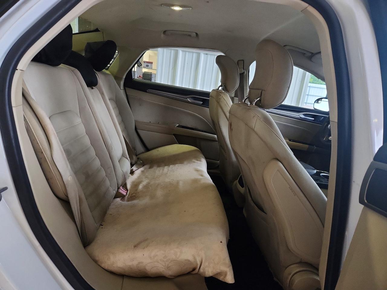 2013 Ford Fusion Se White vin: 3FA6P0HR7DR252543