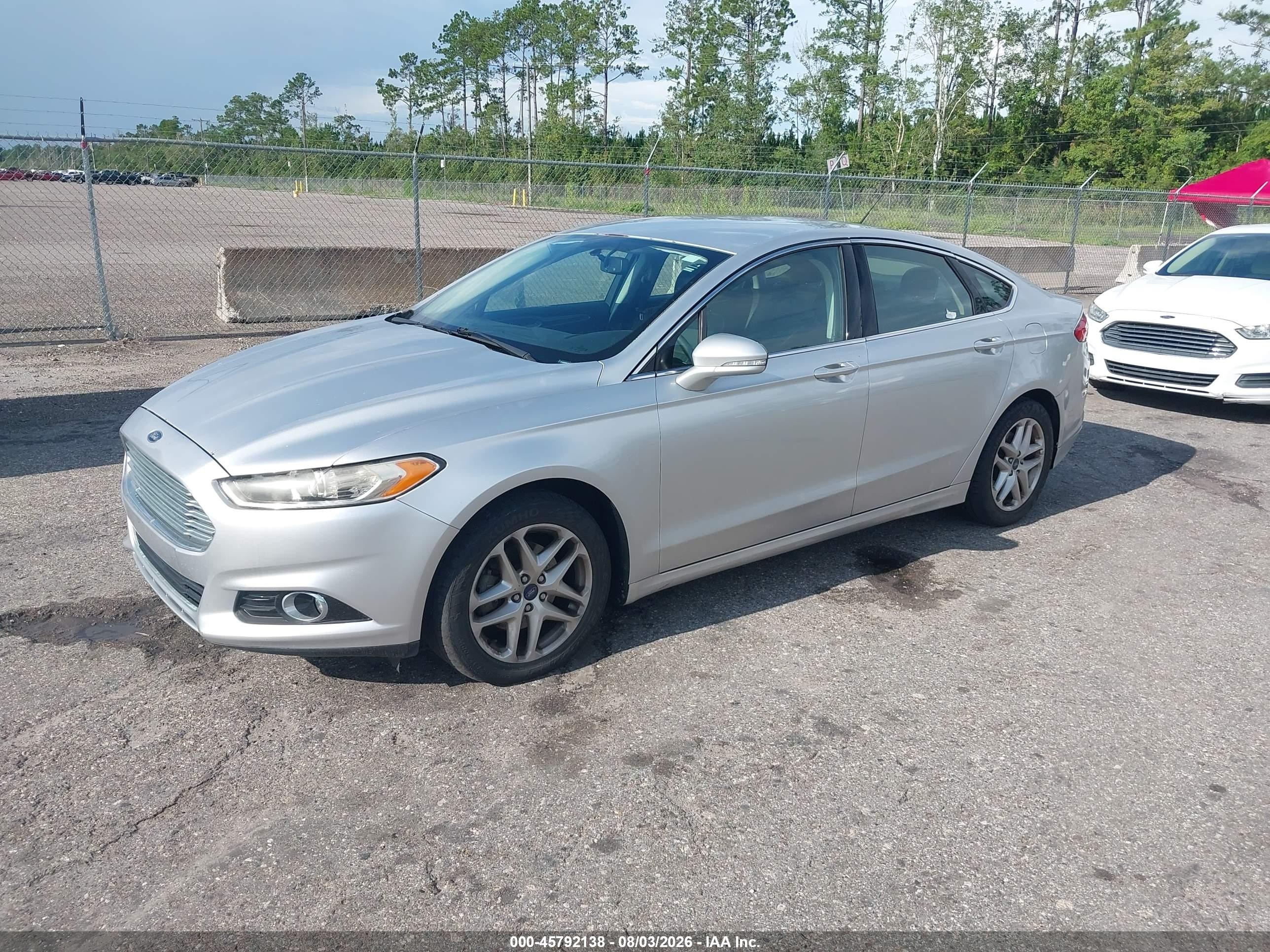 2013 Ford Fusion Se Серебряный vin: 3FA6P0HR7DR292945