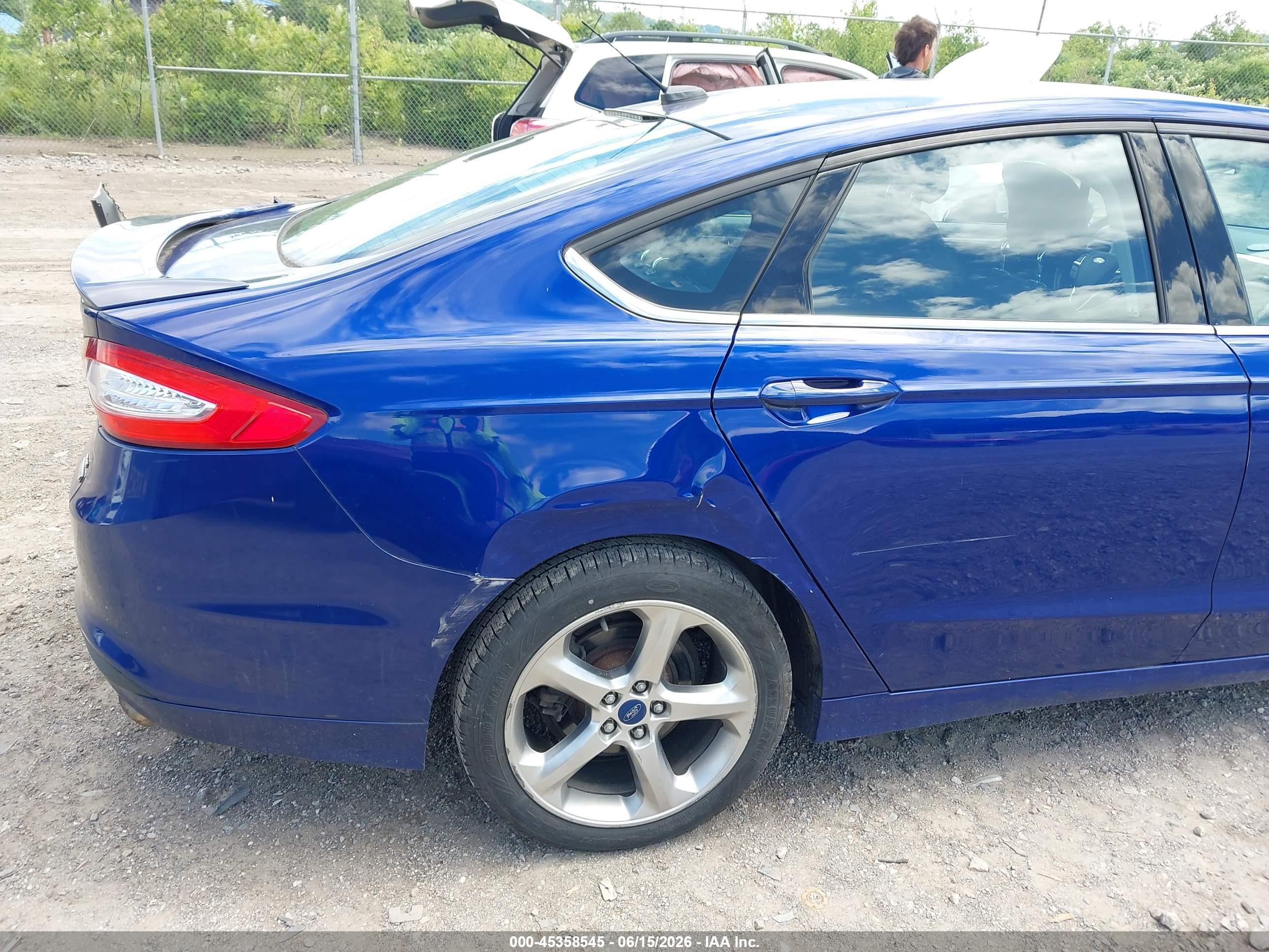 2013 Ford Fusion Se Blue vin: 3FA6P0HR7DR377462