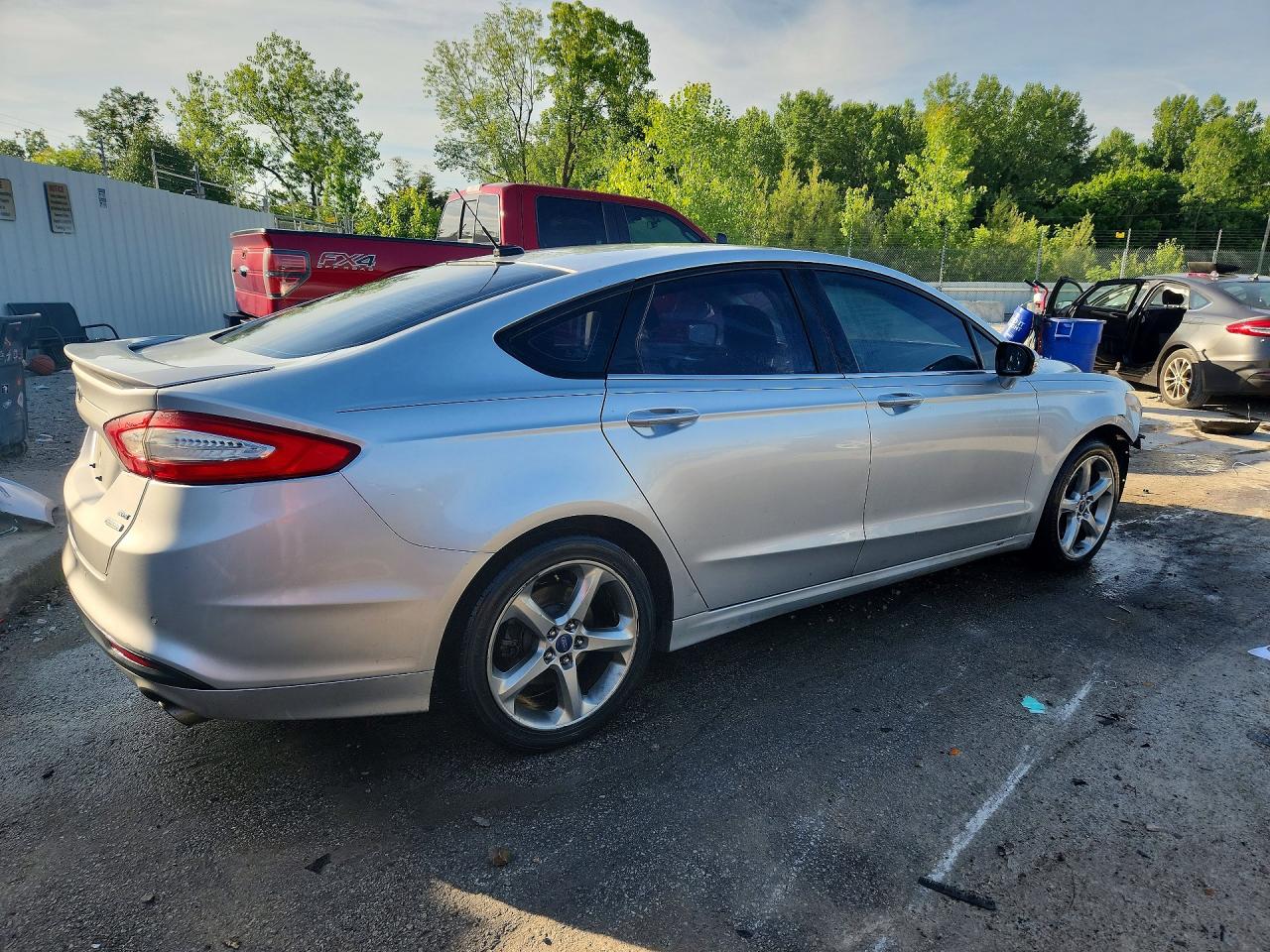 2013 Ford Fusion Se Silver vin: 3FA6P0HR8DR120858