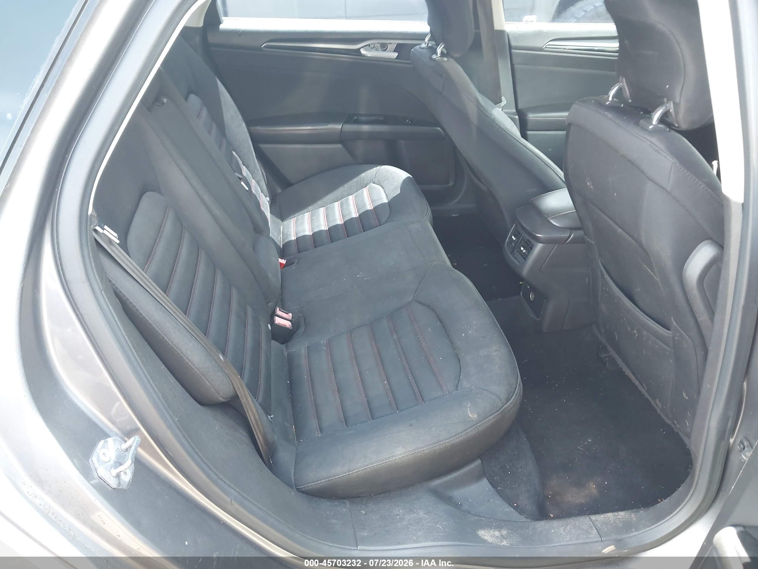 2013 Ford Fusion Se Gray vin: 3FA6P0HR8DR137790