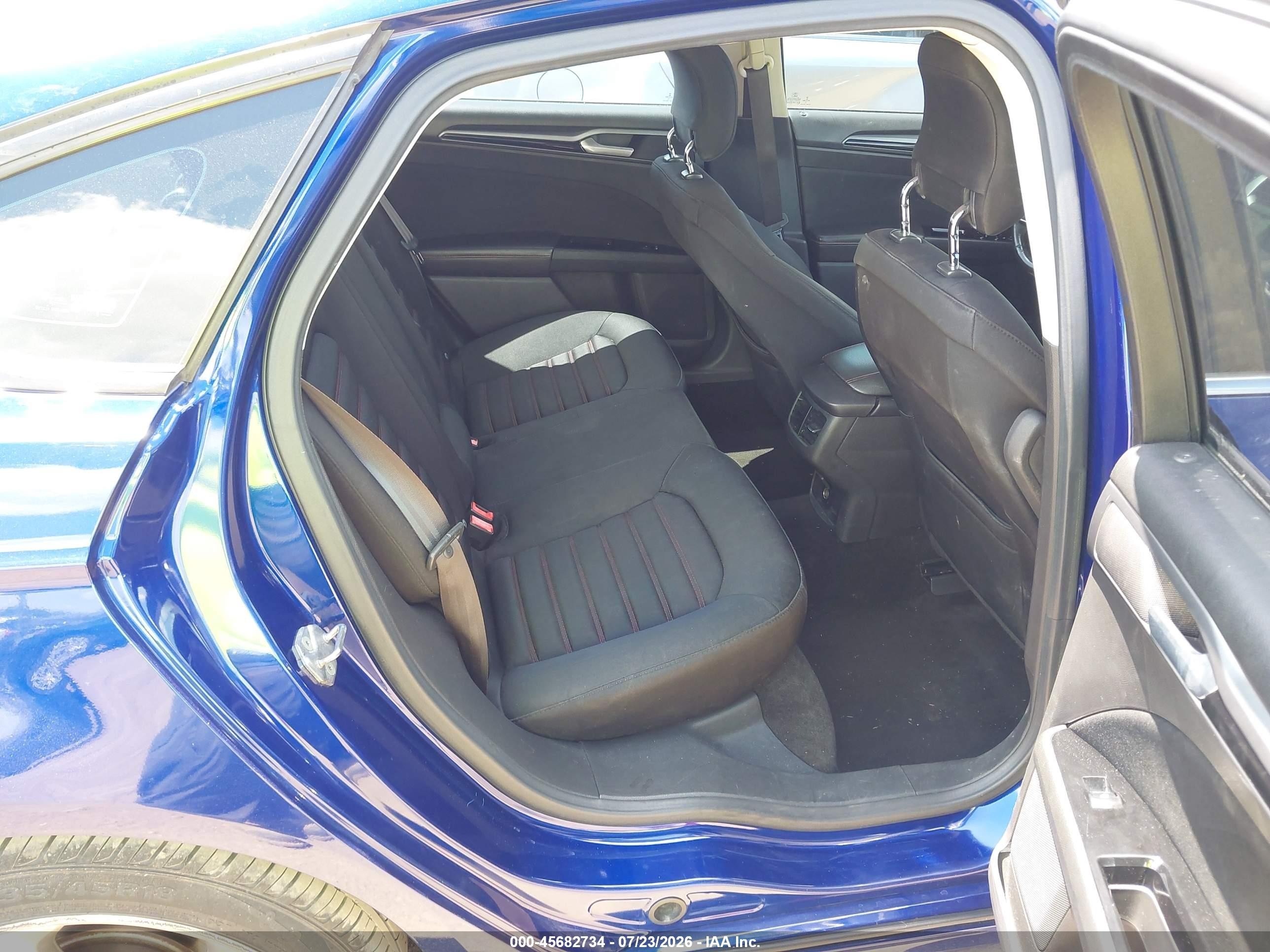 2013 Ford Fusion Se Blue vin: 3FA6P0HR8DR146263