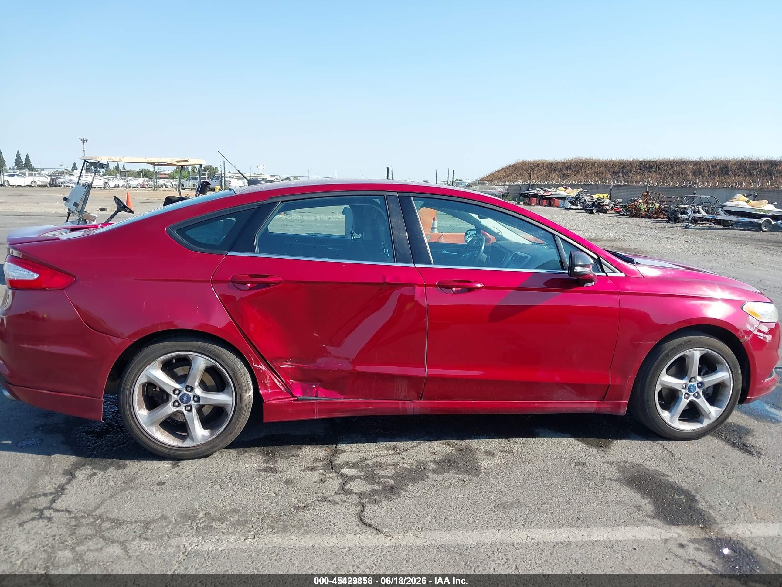 2013 Ford Fusion Se Red vin: 3FA6P0HR8DR157098